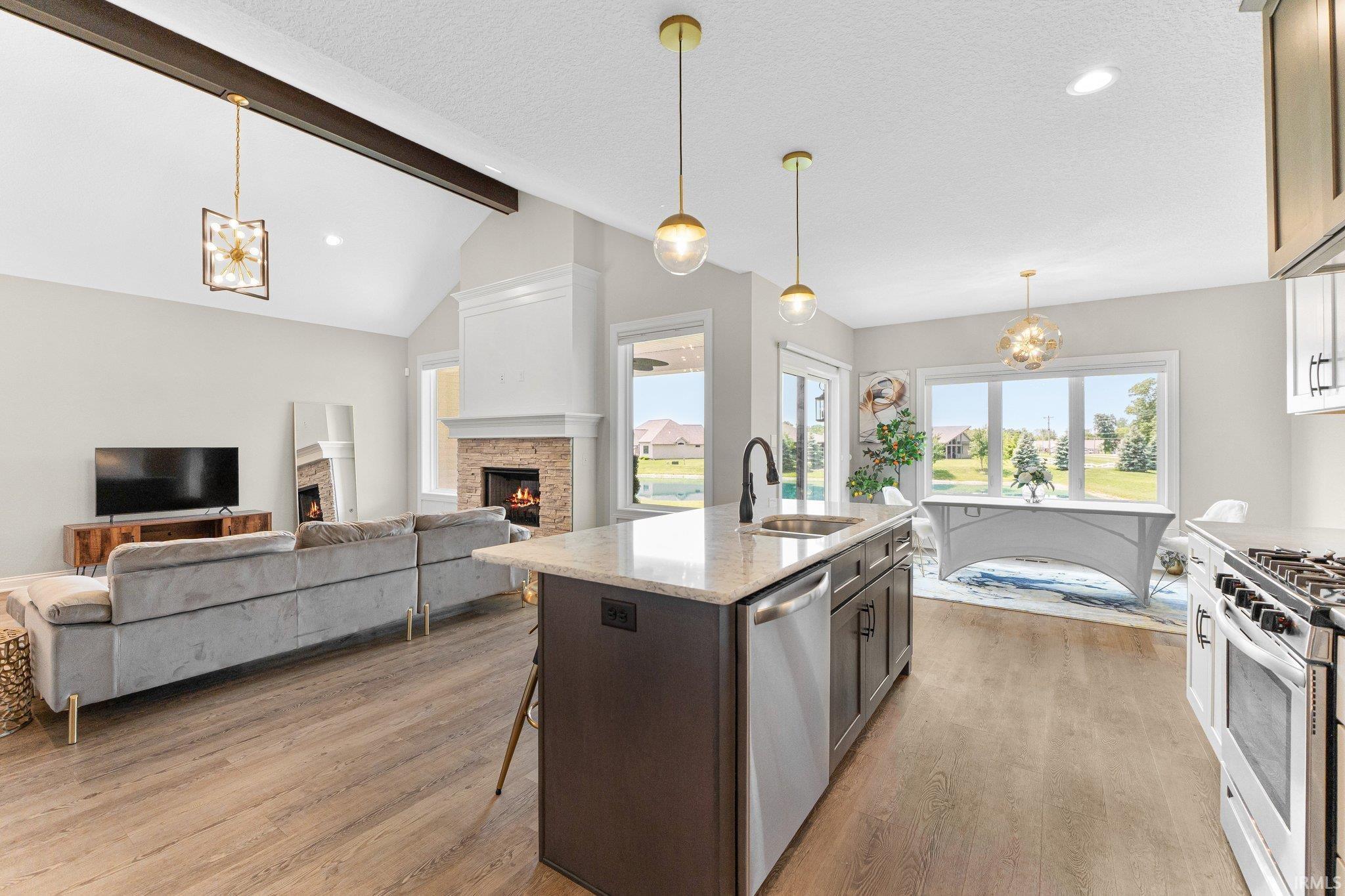 Photo 15 of 102 Elderwood Court