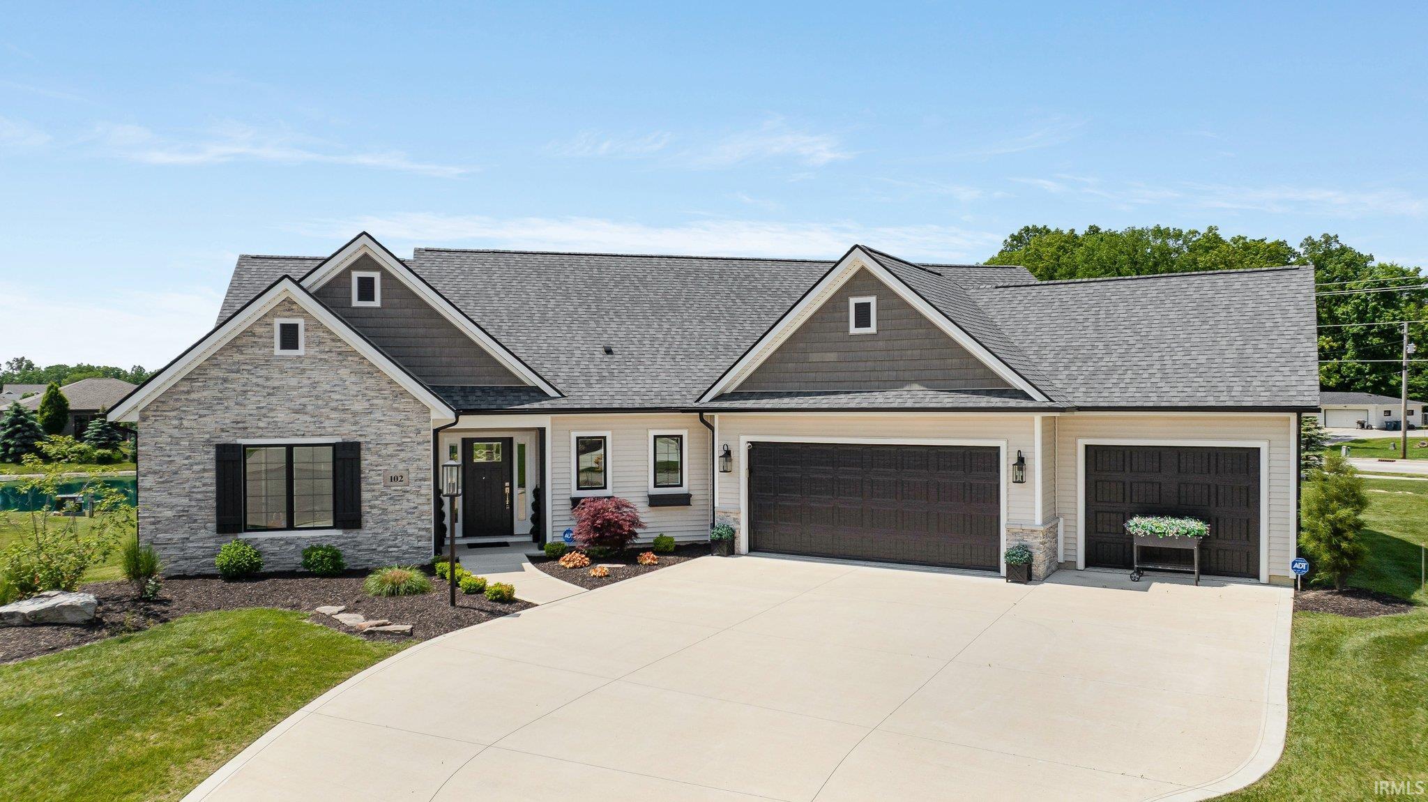 Photo 2 of 102 Elderwood Court