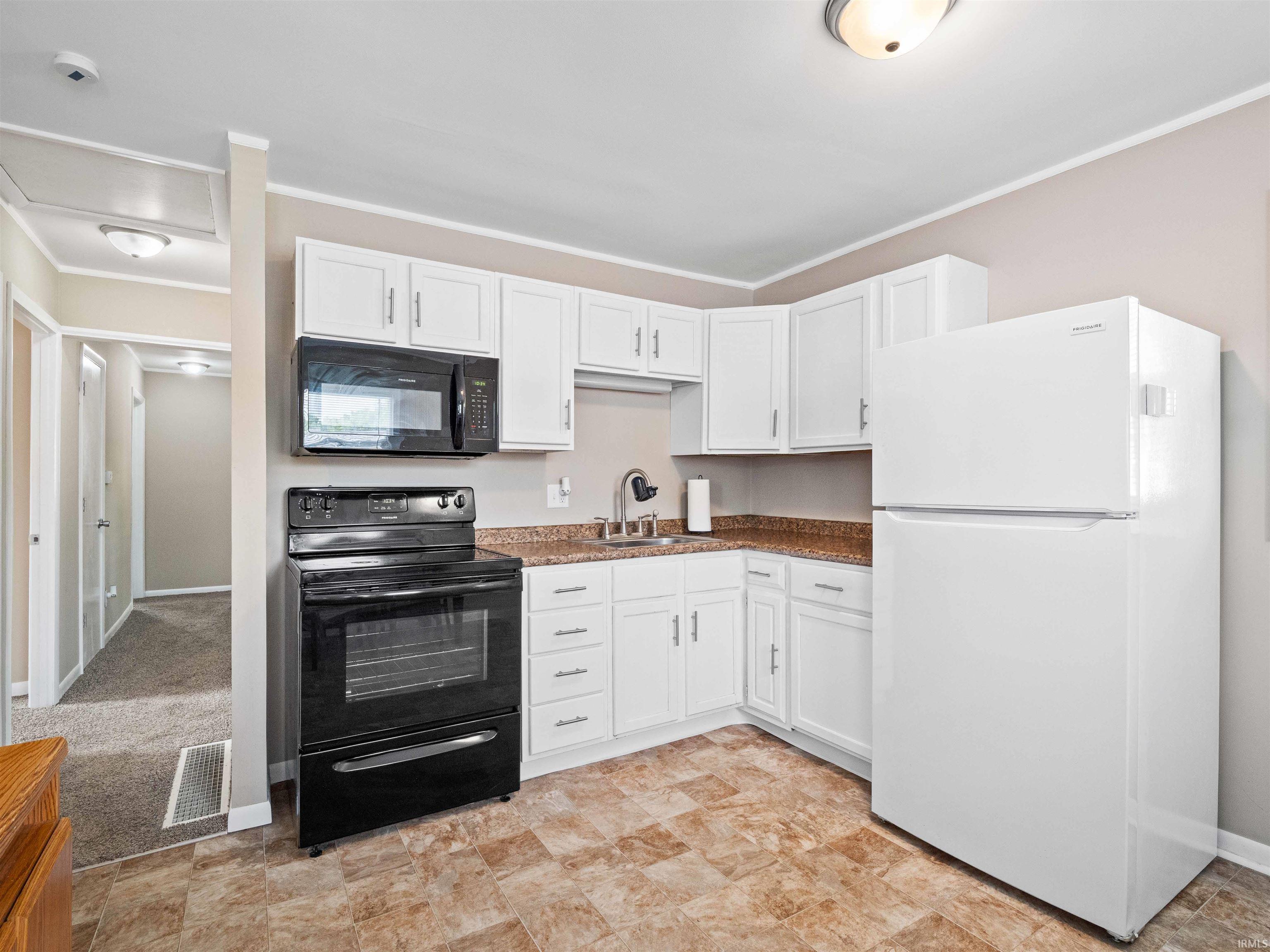 Photo 10 of 254 Forrest Avenue