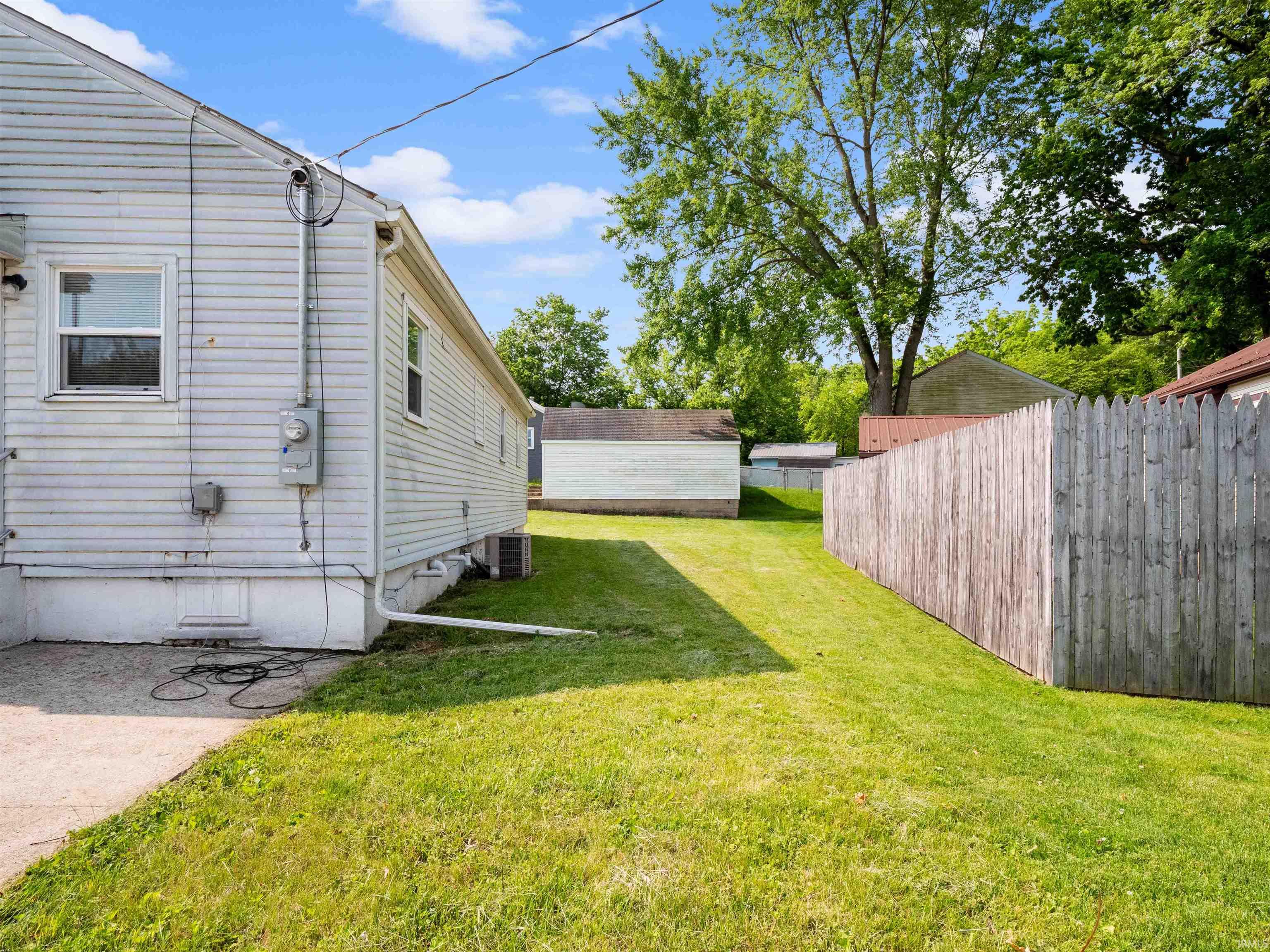 Photo 31 of 254 Forrest Avenue
