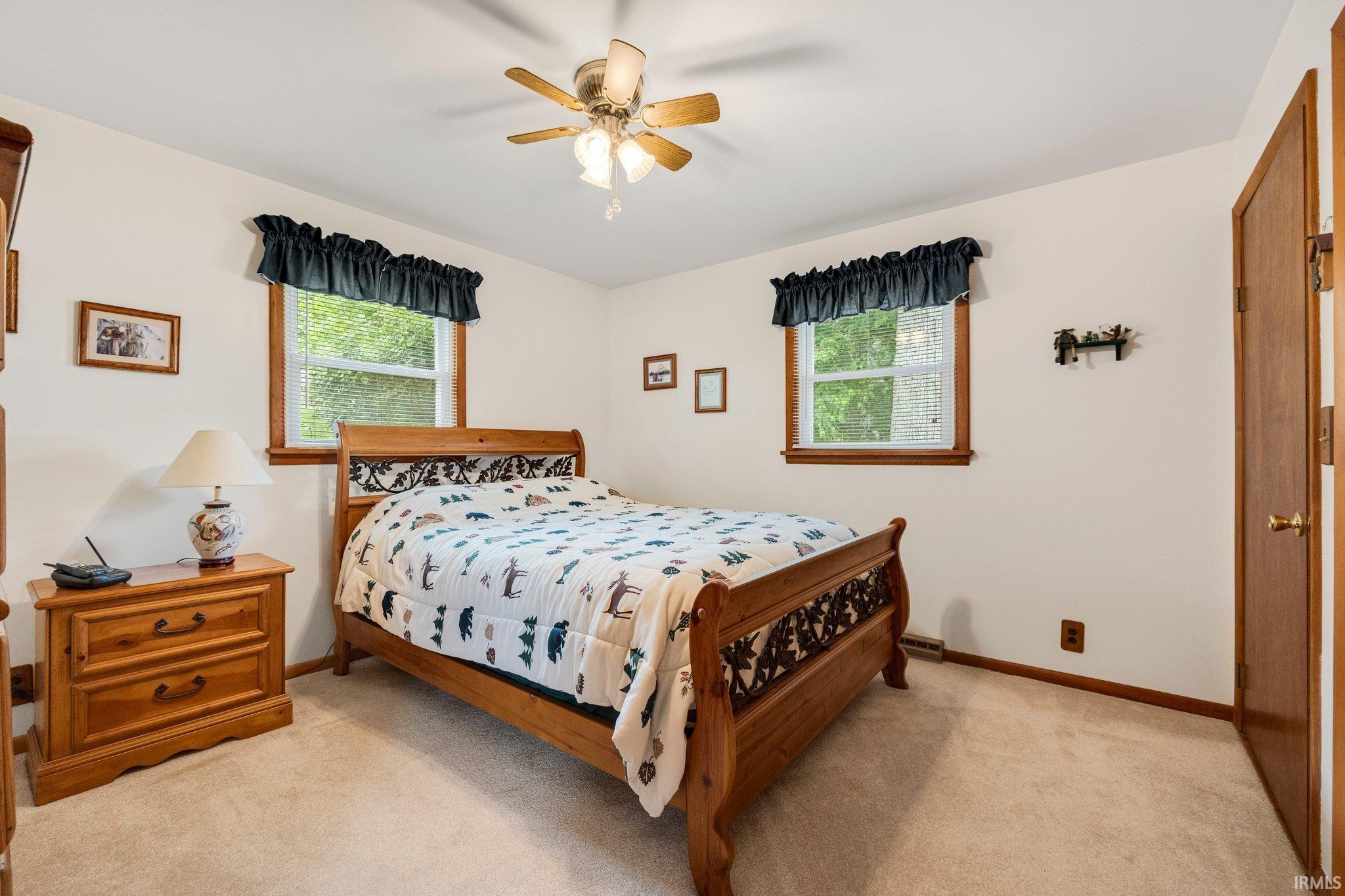 Photo 16 of 9055 E 480 S