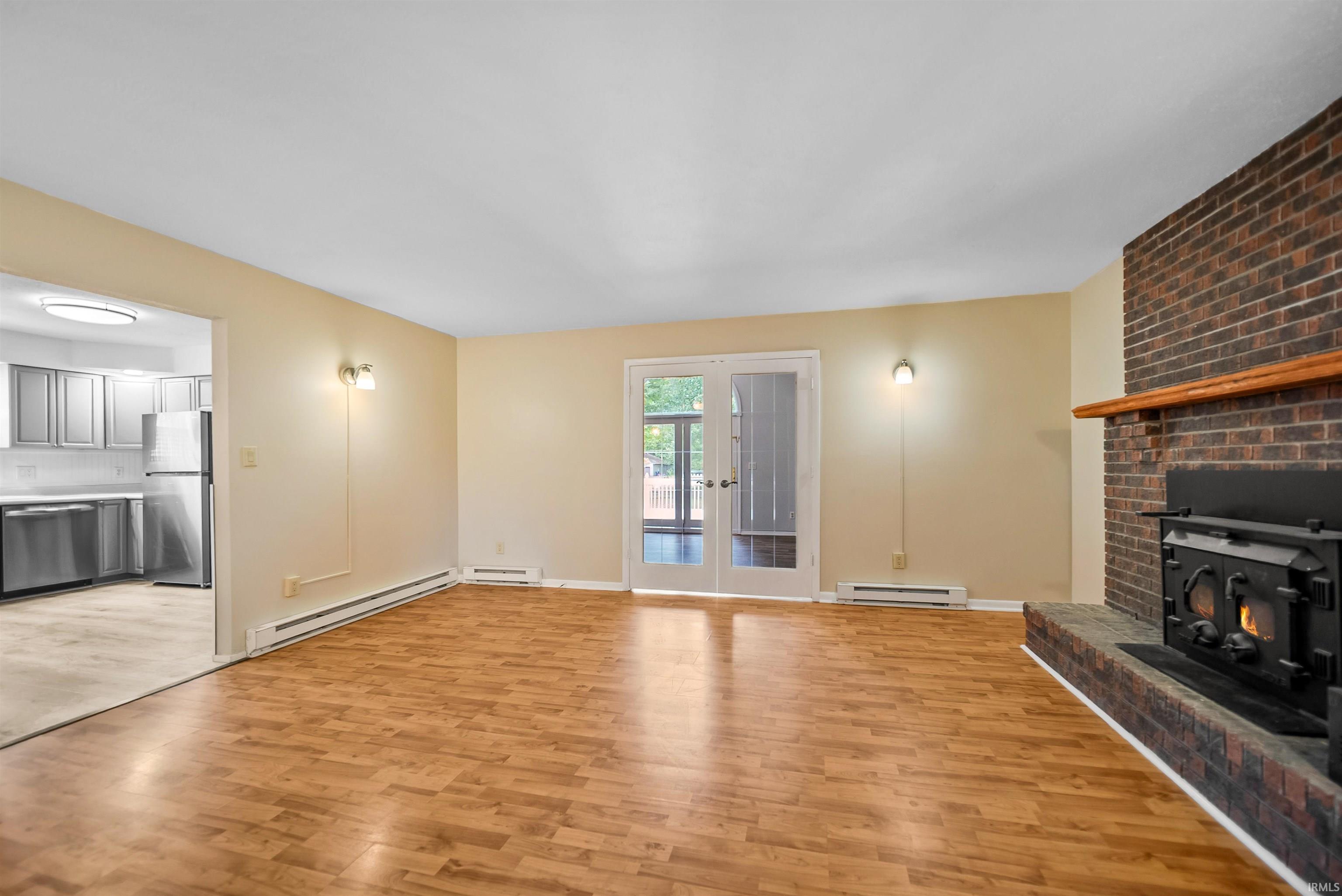 Photo 5 of 1534 Meadow Lane
