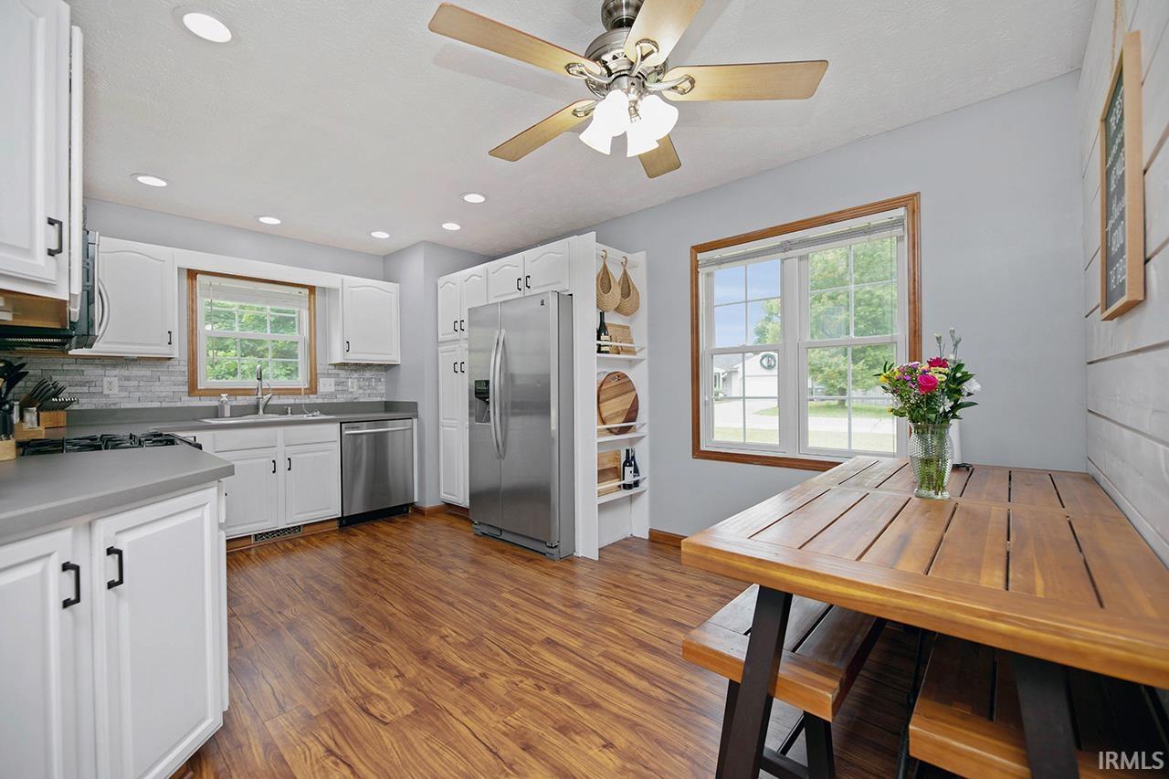 Photo 6 of 2908 E Saybrook Drive