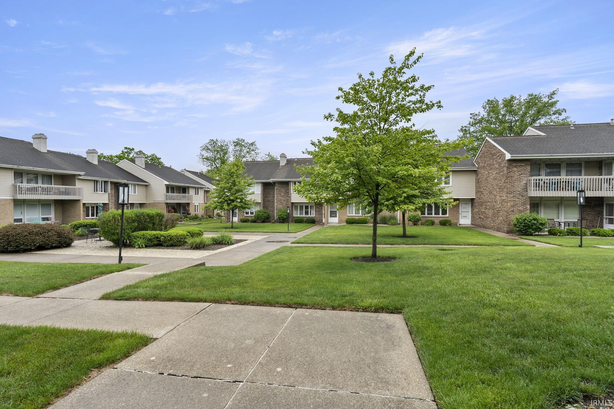 Photo 4 of 5659 South wayne Avenue