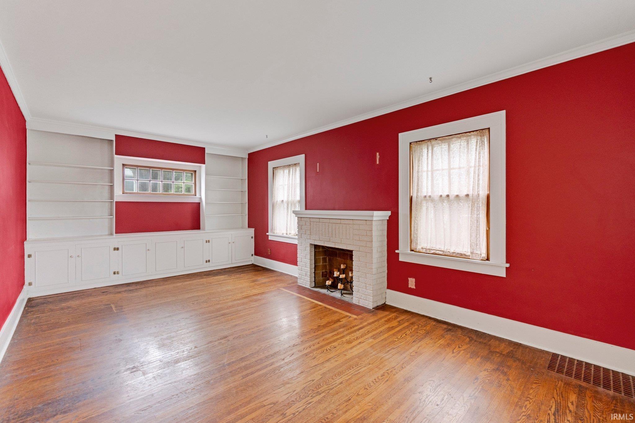 Photo 3 of 1027 Pasadena Drive