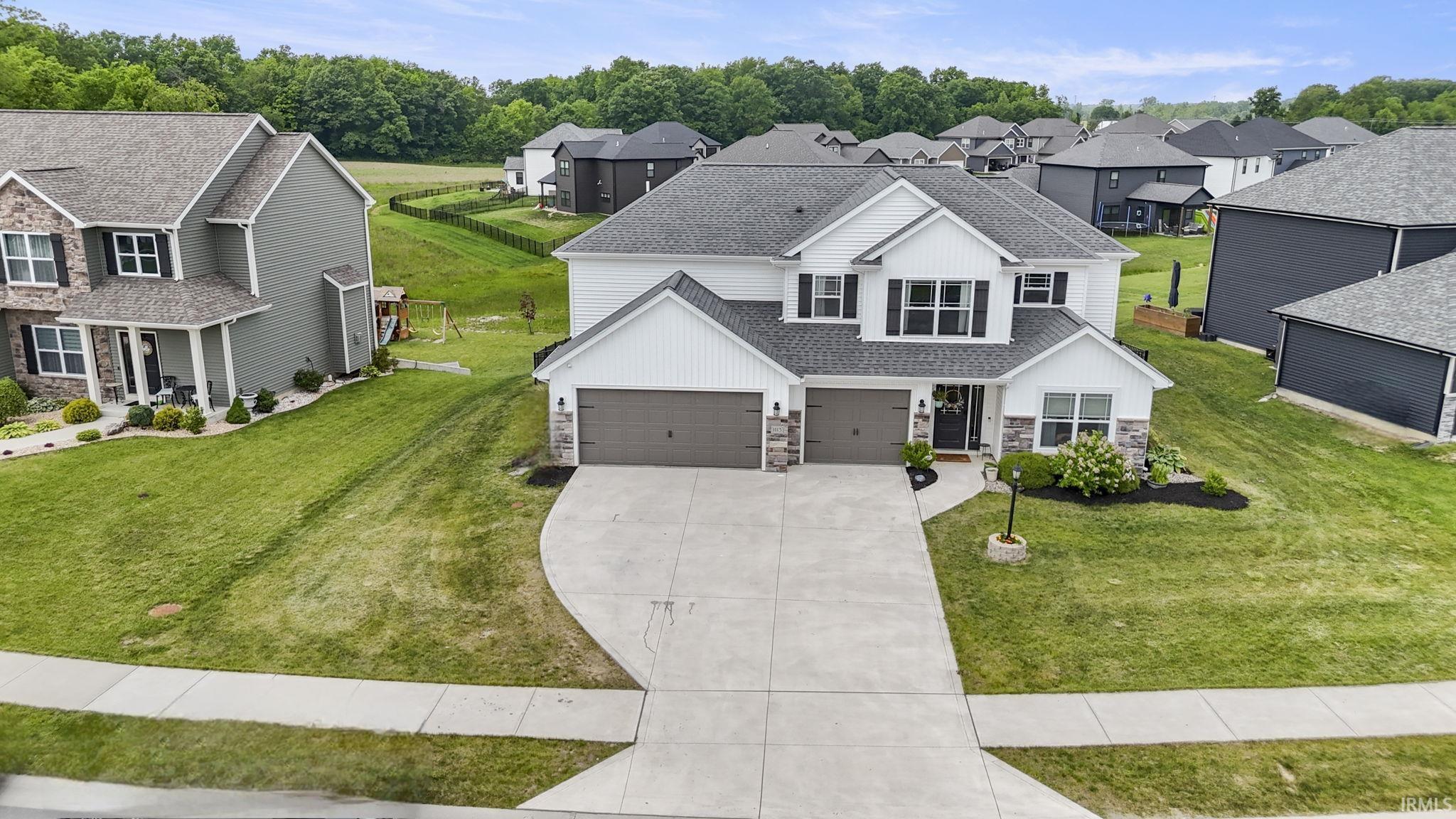 Photo 1 of 1113 Lone Oak Boulevard