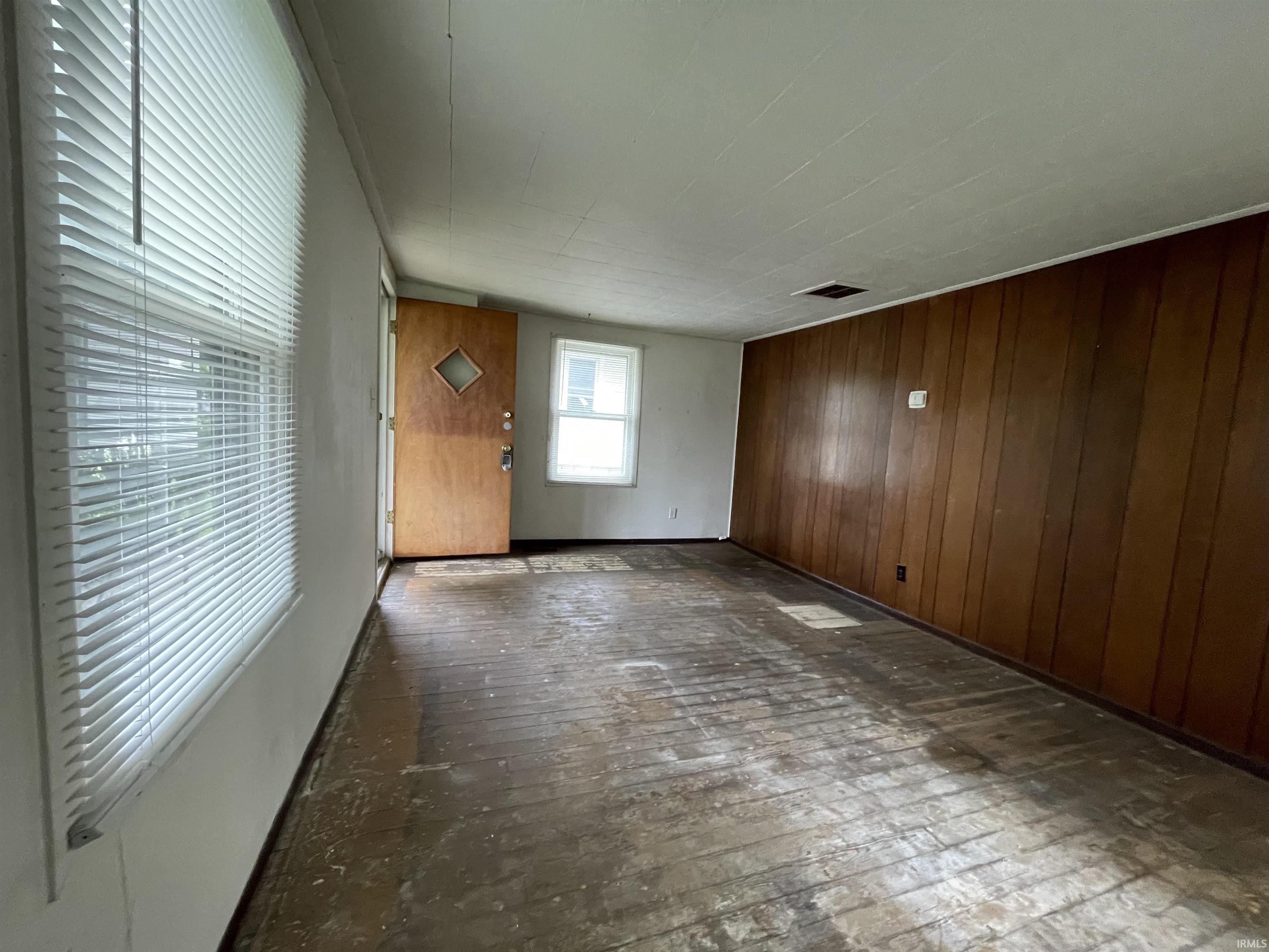 Photo 2 of 2405 Clara Avenue