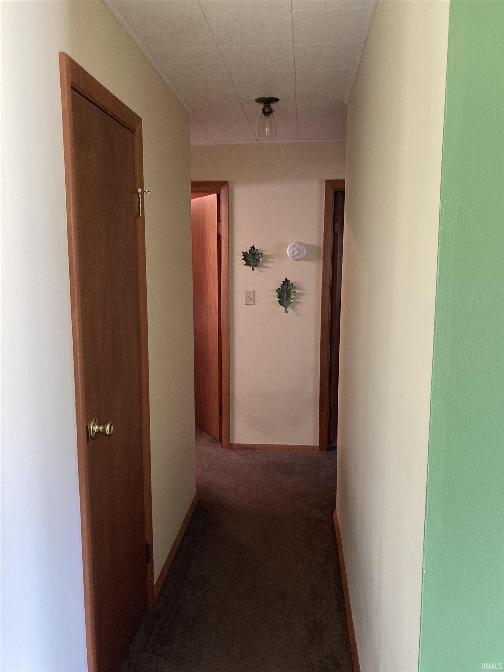Photo 12 of 39 E Linn Road