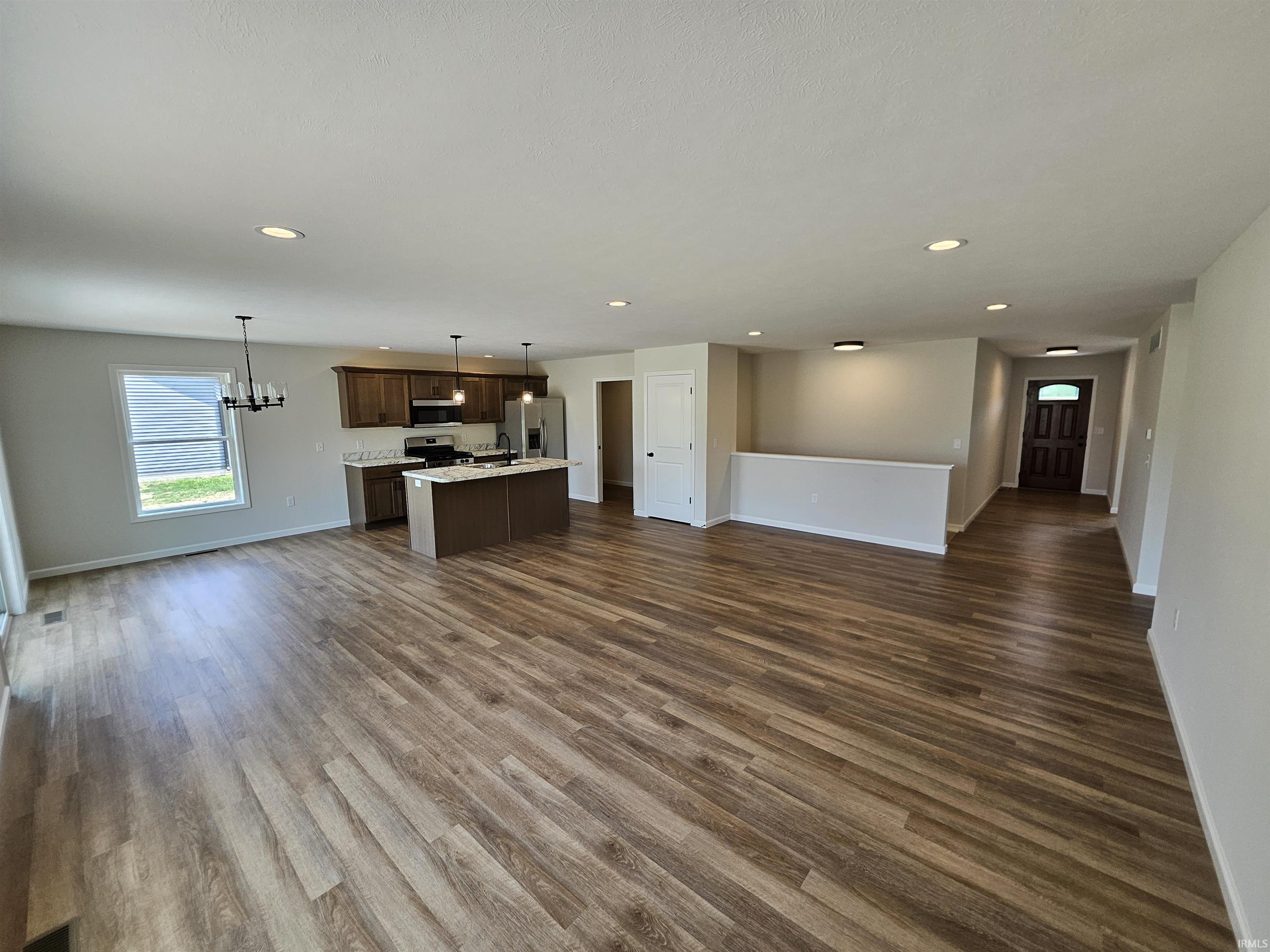 Photo 2 of 545 N Eastfield Circle