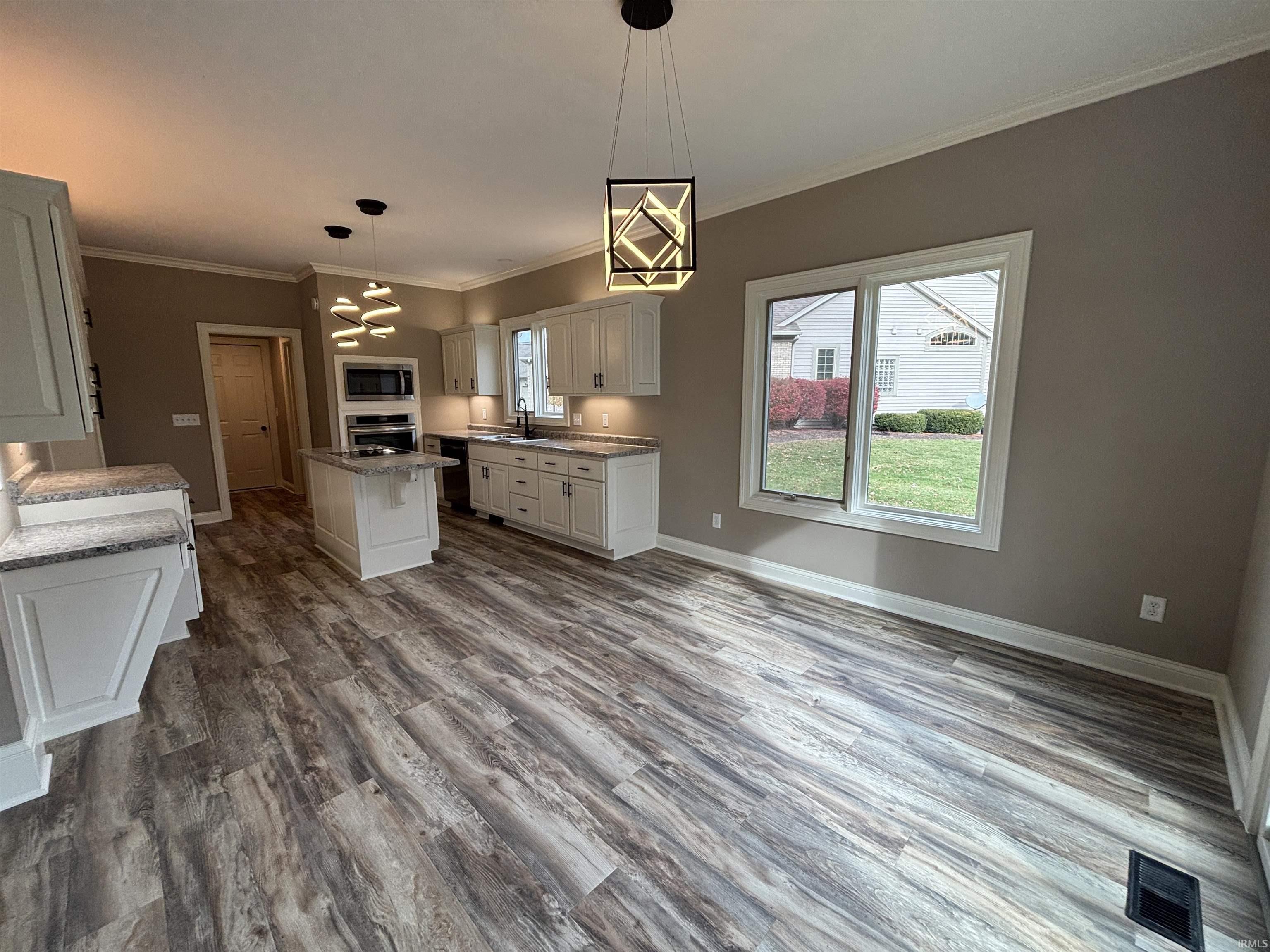 Photo 7 of 10403 Maple Springs Cove