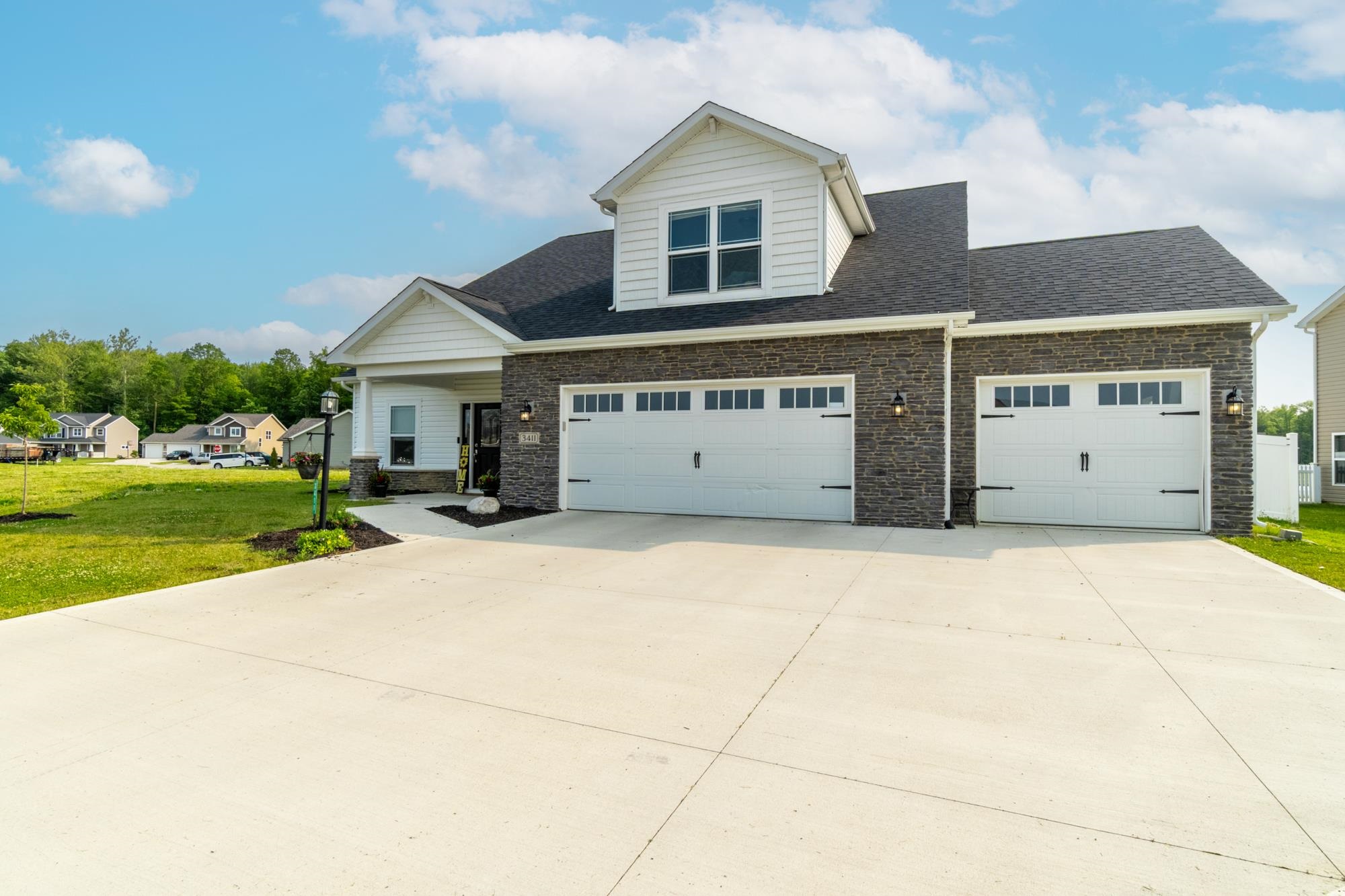 3411 Beowulf Run, Auburn, IN 46706