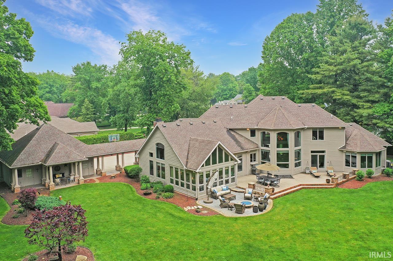 Photo 4 of 58897 River Forest Drive