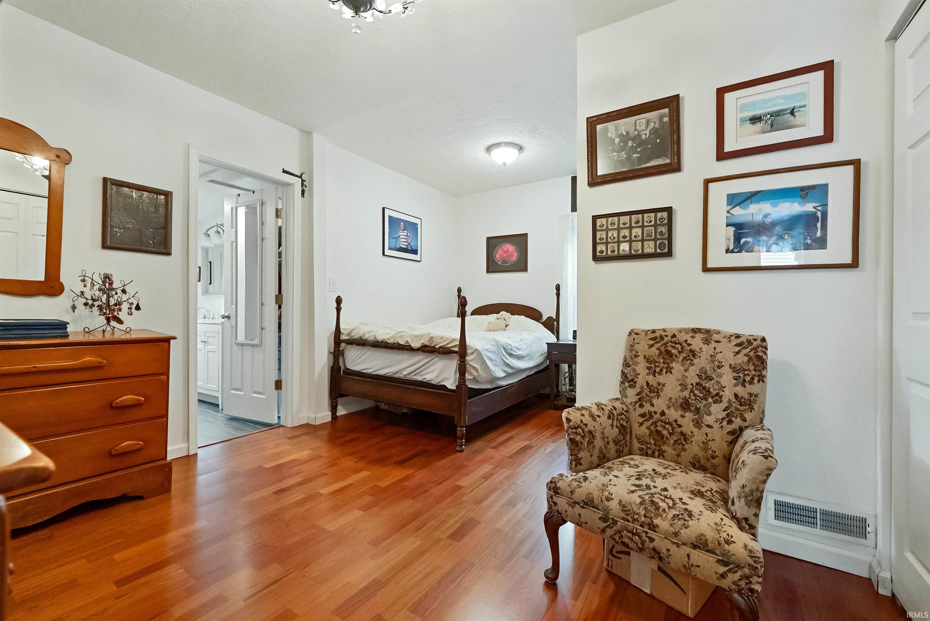 Photo 16 of 531 N Park Avenue