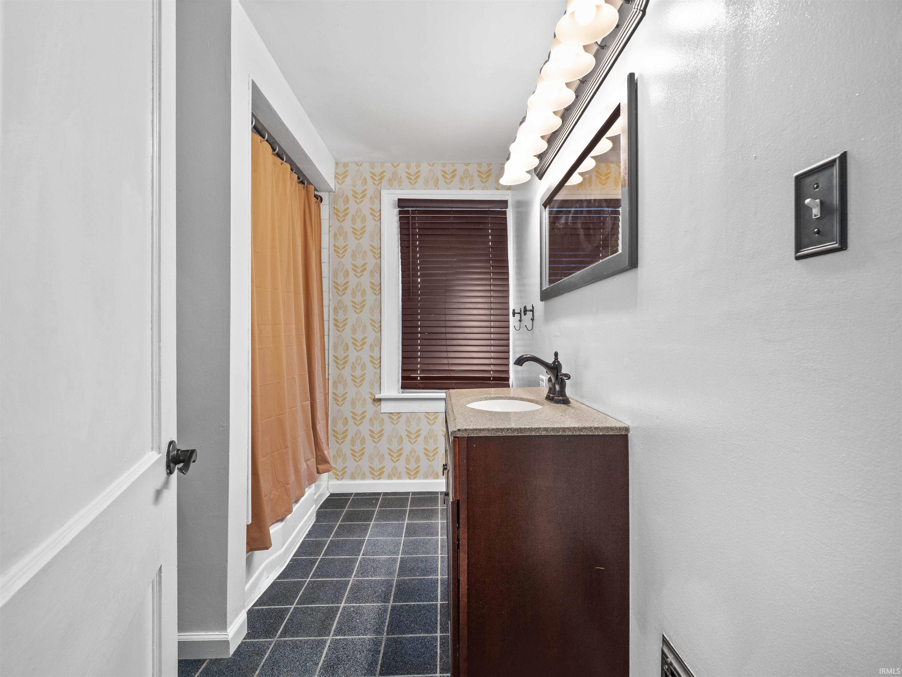 Photo 11 of 336 Arcadia Court