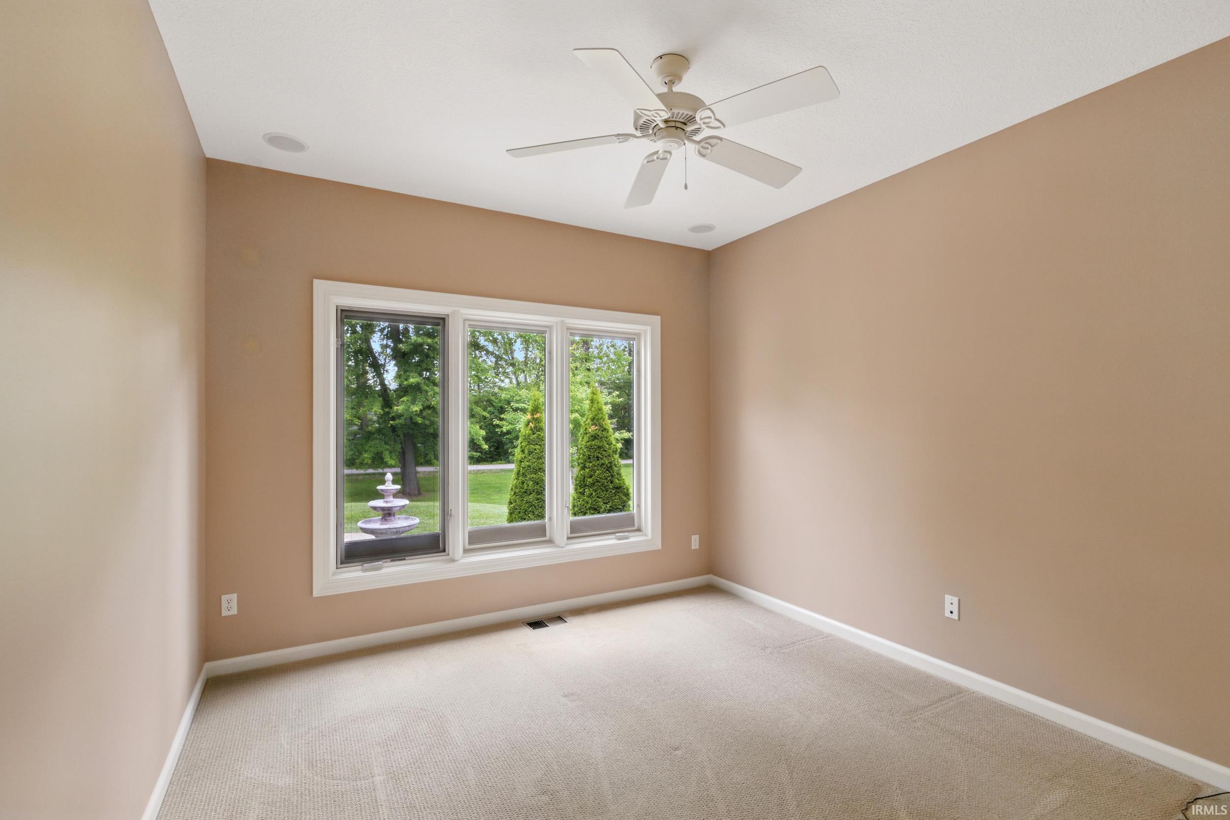 Photo 24 of 15821 Winterberry Court