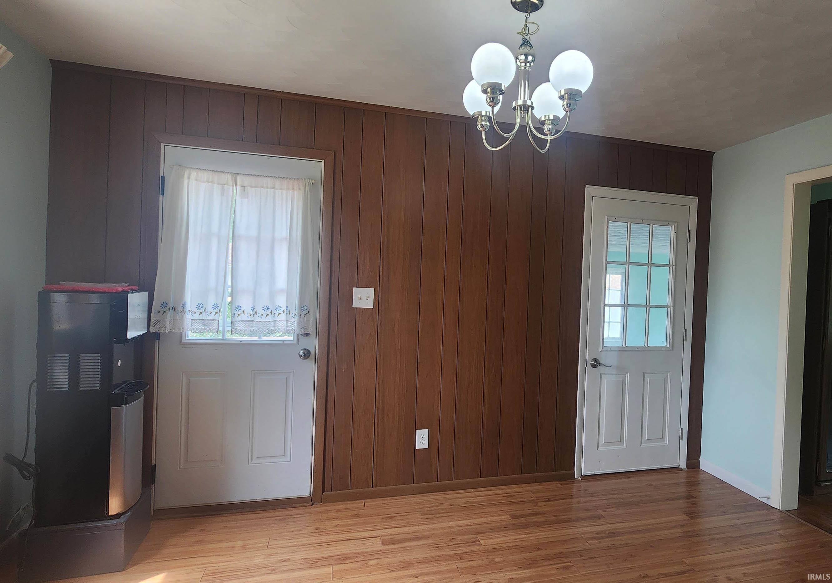 Photo 4 of 2703 Bosworth Drive
