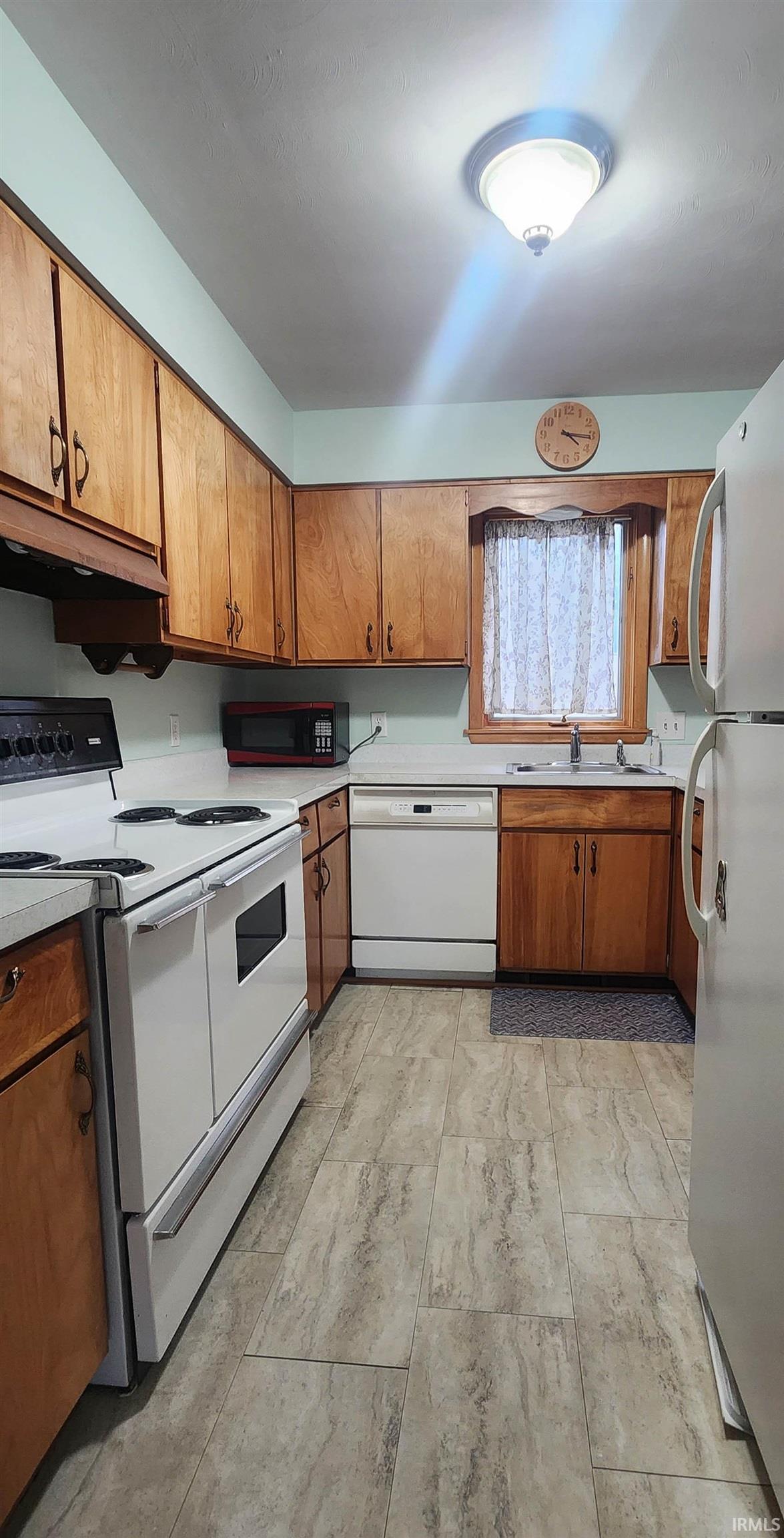 Photo 7 of 2703 Bosworth Drive