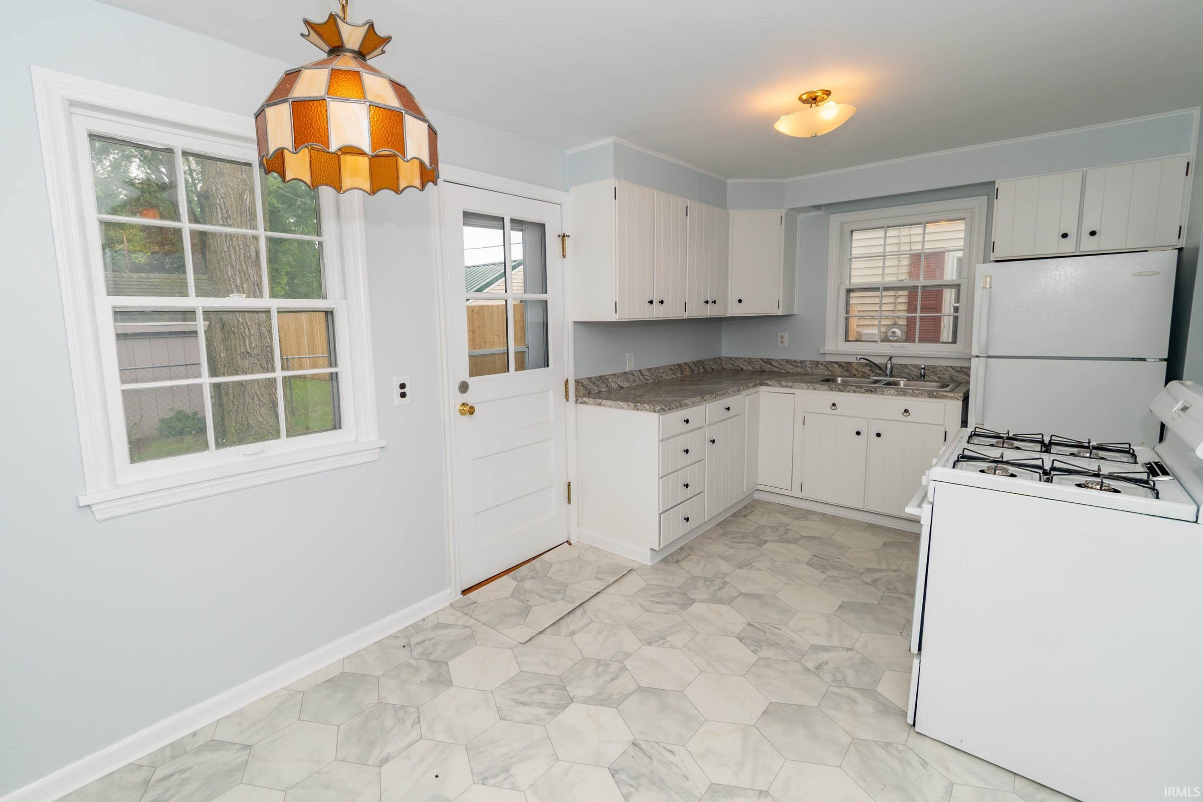 Photo 5 of 1307 Cassopolis Street