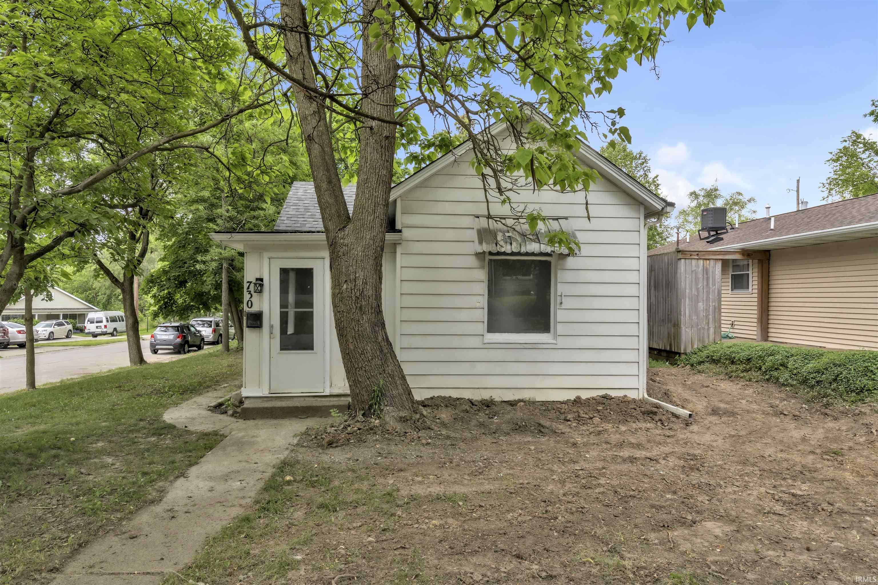 Photo 0 of 730 Goshen Avenue