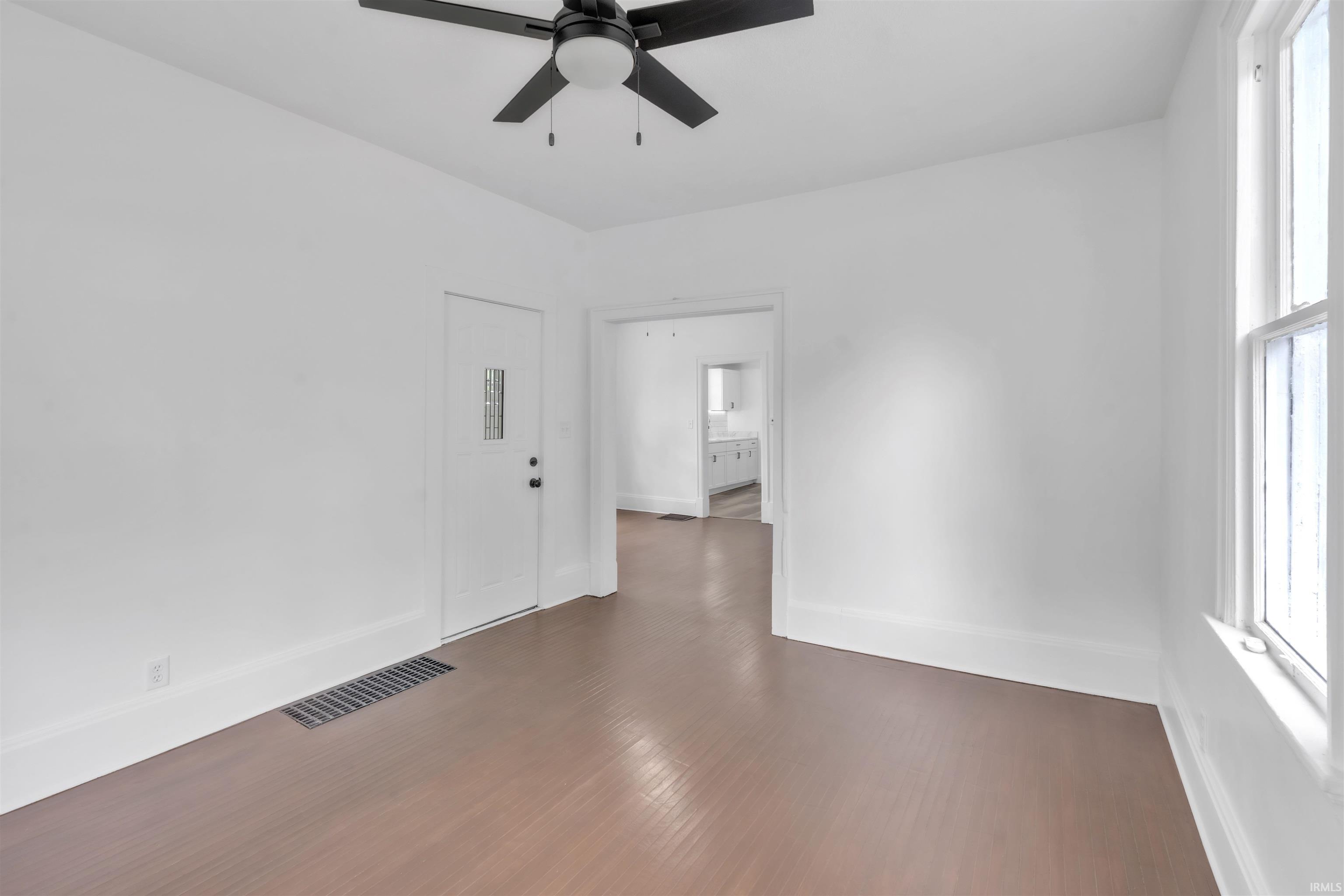Photo 4 of 730 Goshen Avenue