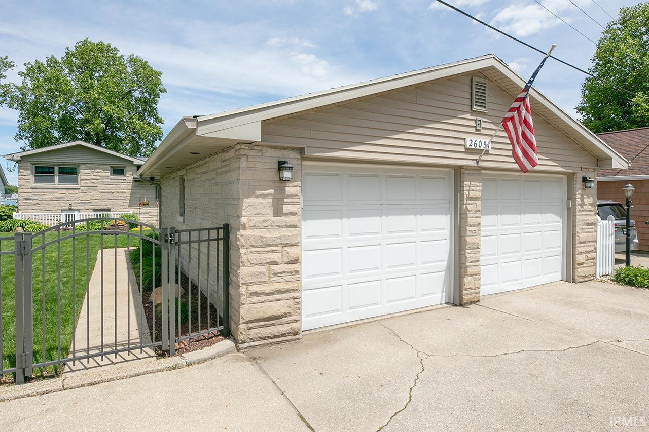 Photo 13 of 26051 Lake Drive