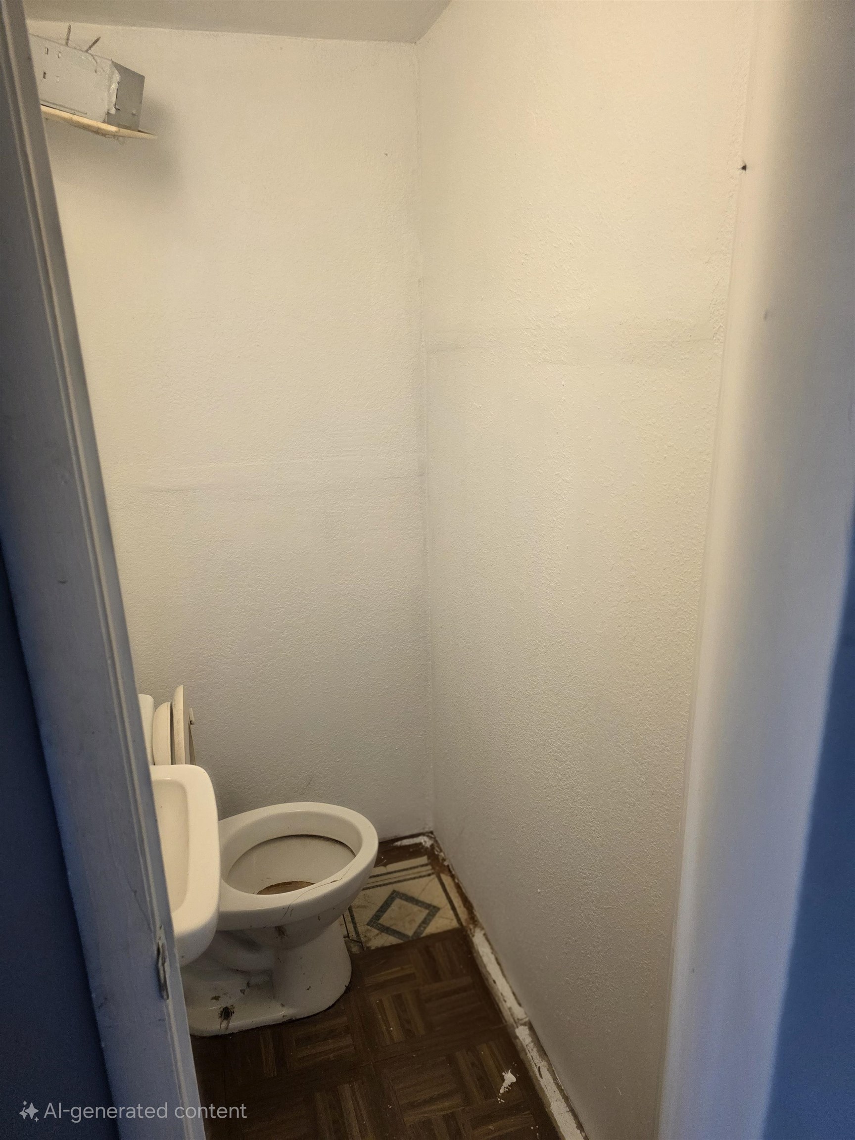 Photo 12 of 4910 DEVONSHIRE Drive