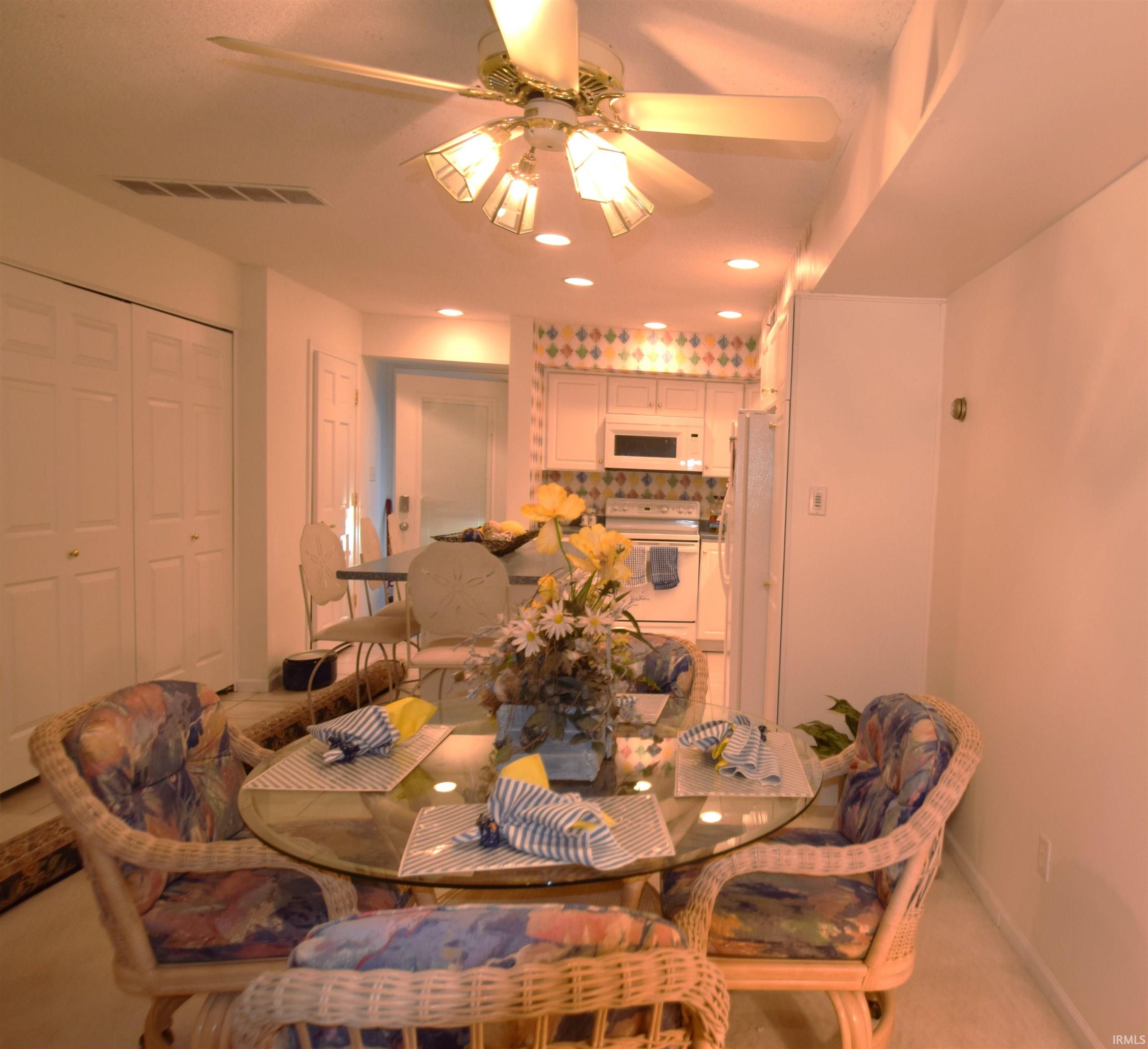 Photo 8 of 10075 N TURKEY CREEK  #39