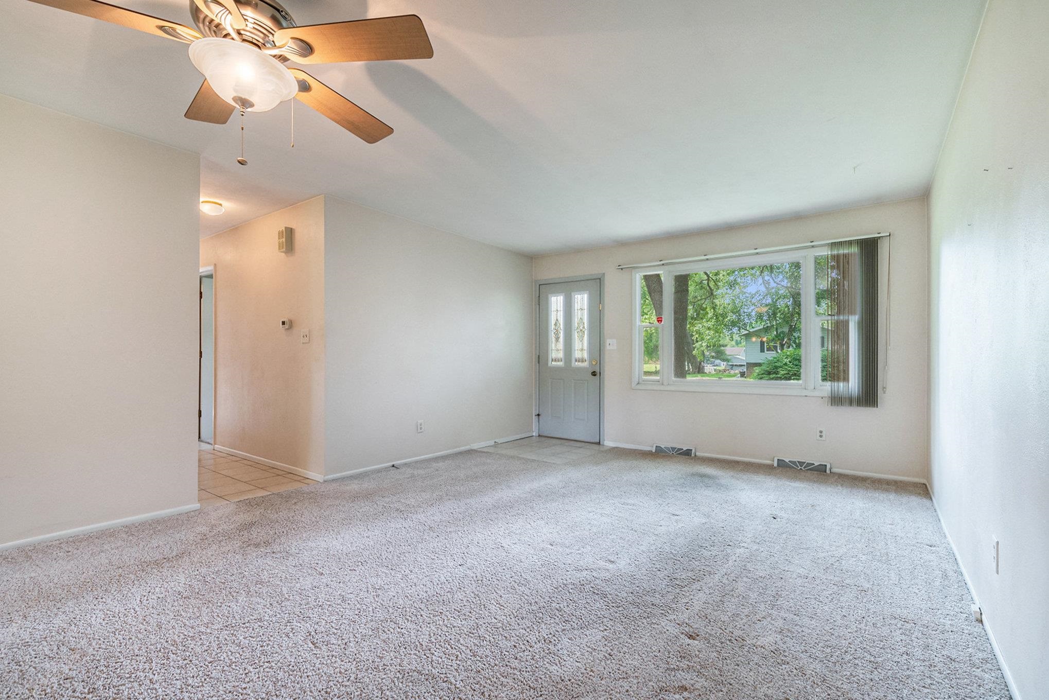 Photo 10 of 18363 Sheffield Lane