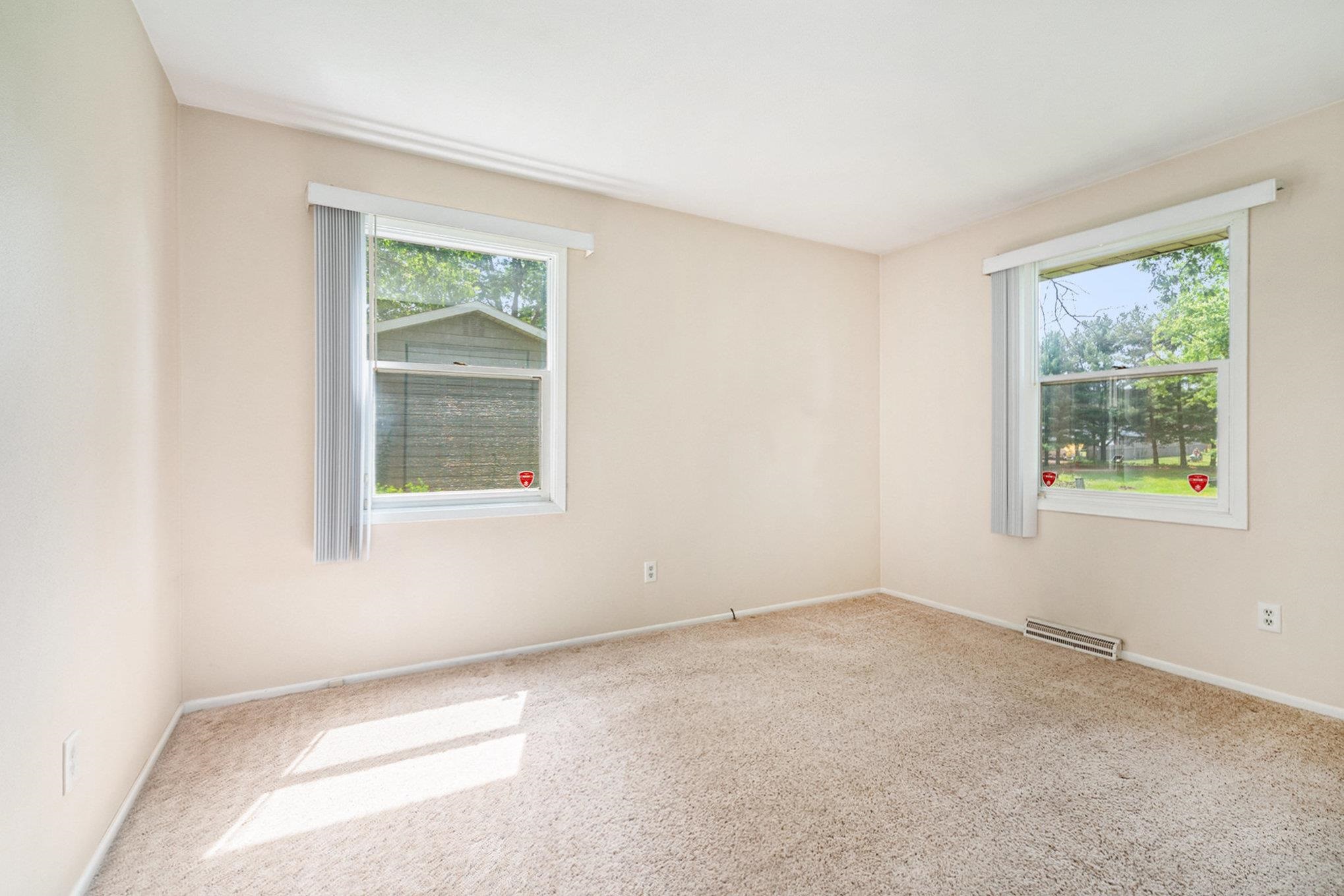 Photo 14 of 18363 Sheffield Lane