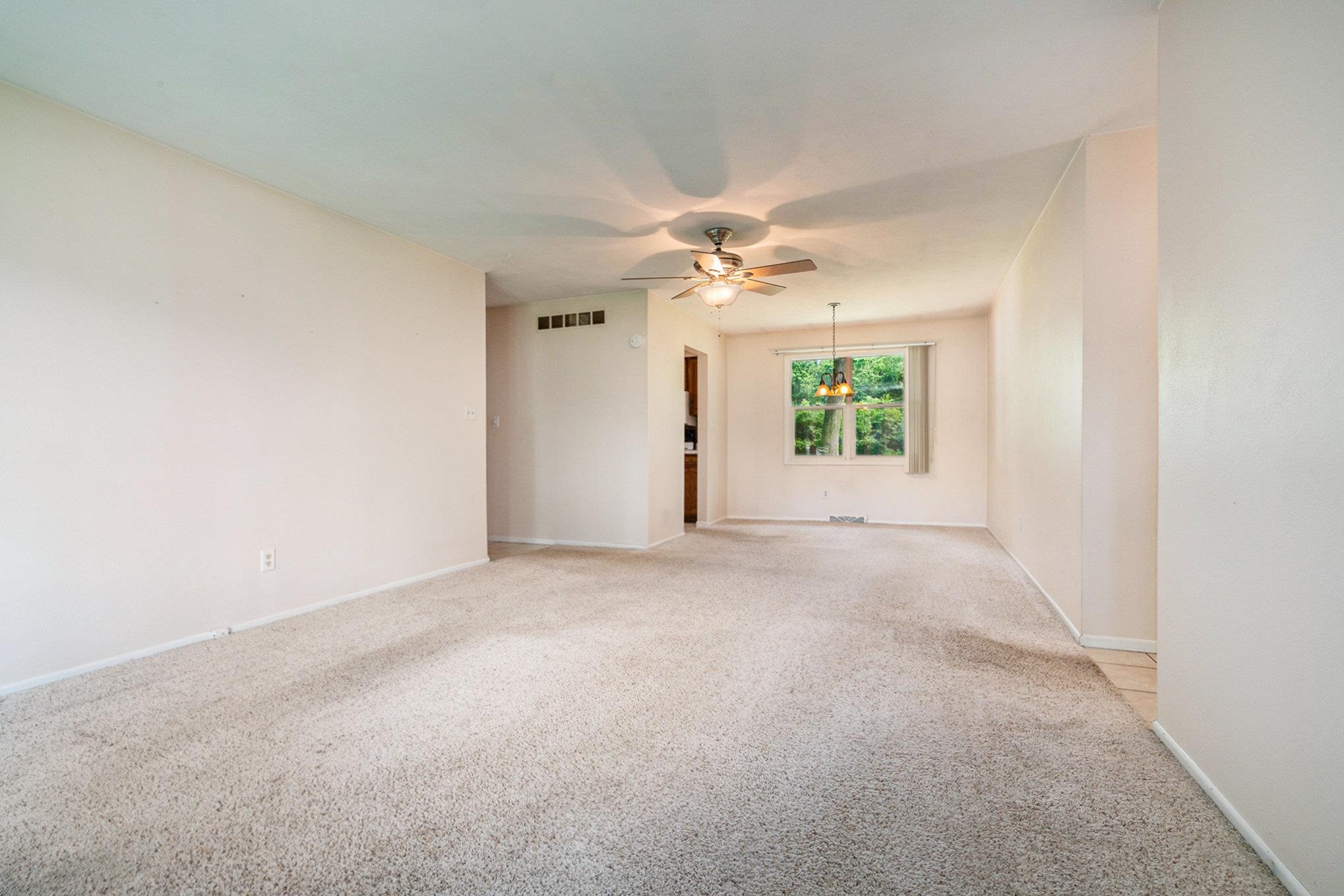 Photo 9 of 18363 Sheffield Lane