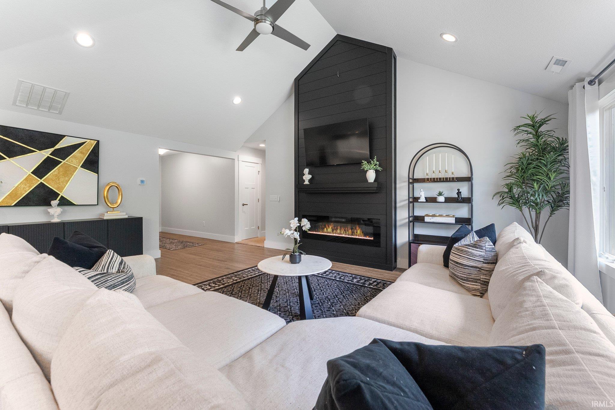Photo 7 of 16995 Hatstick Court