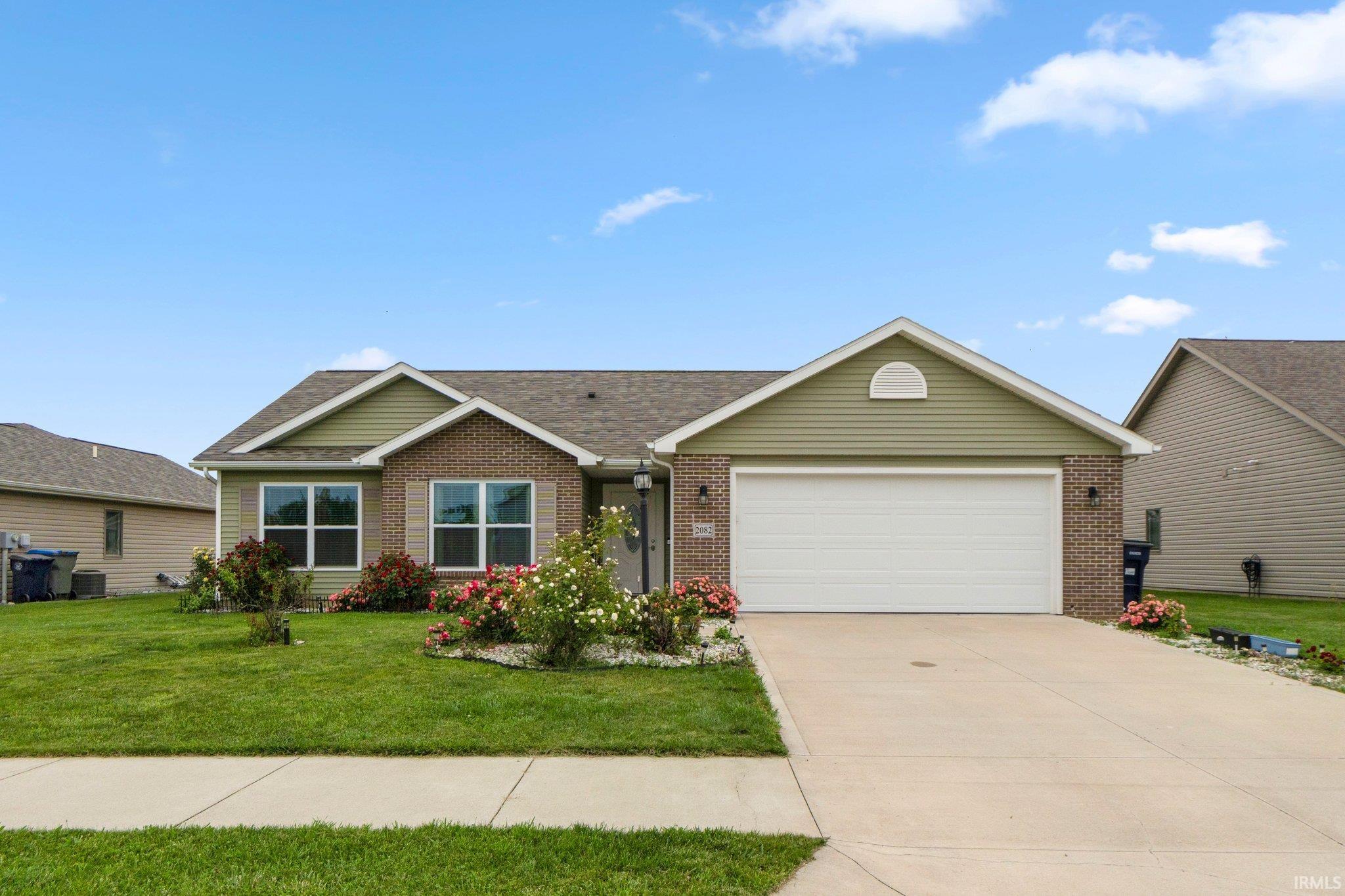 Photo 1 of 2082 Hemlock Lane