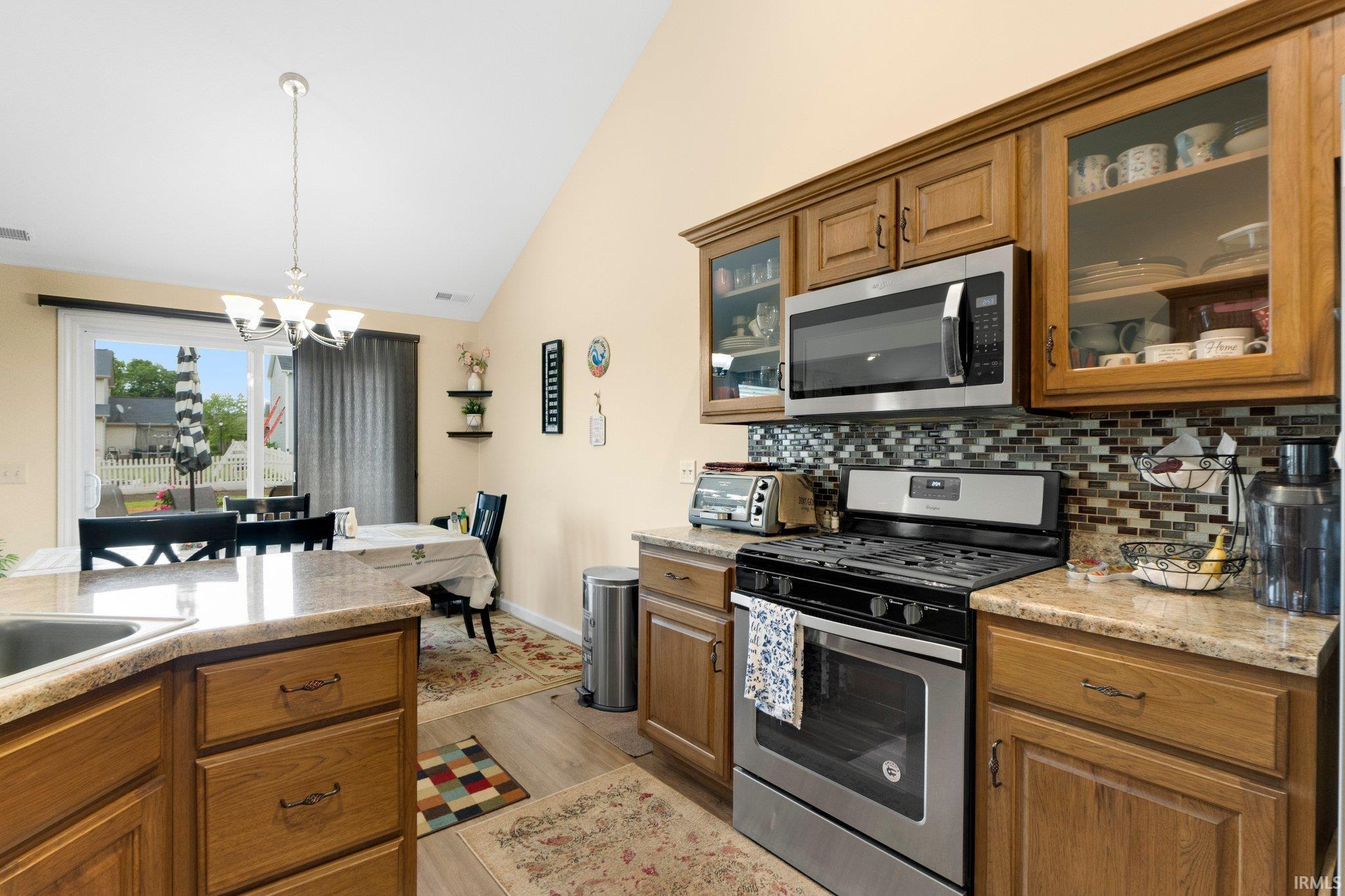 Photo 12 of 2082 Hemlock Lane