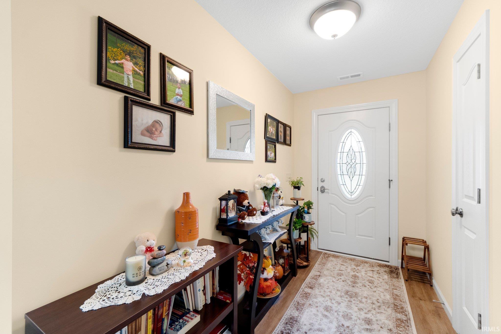 Photo 2 of 2082 Hemlock Lane