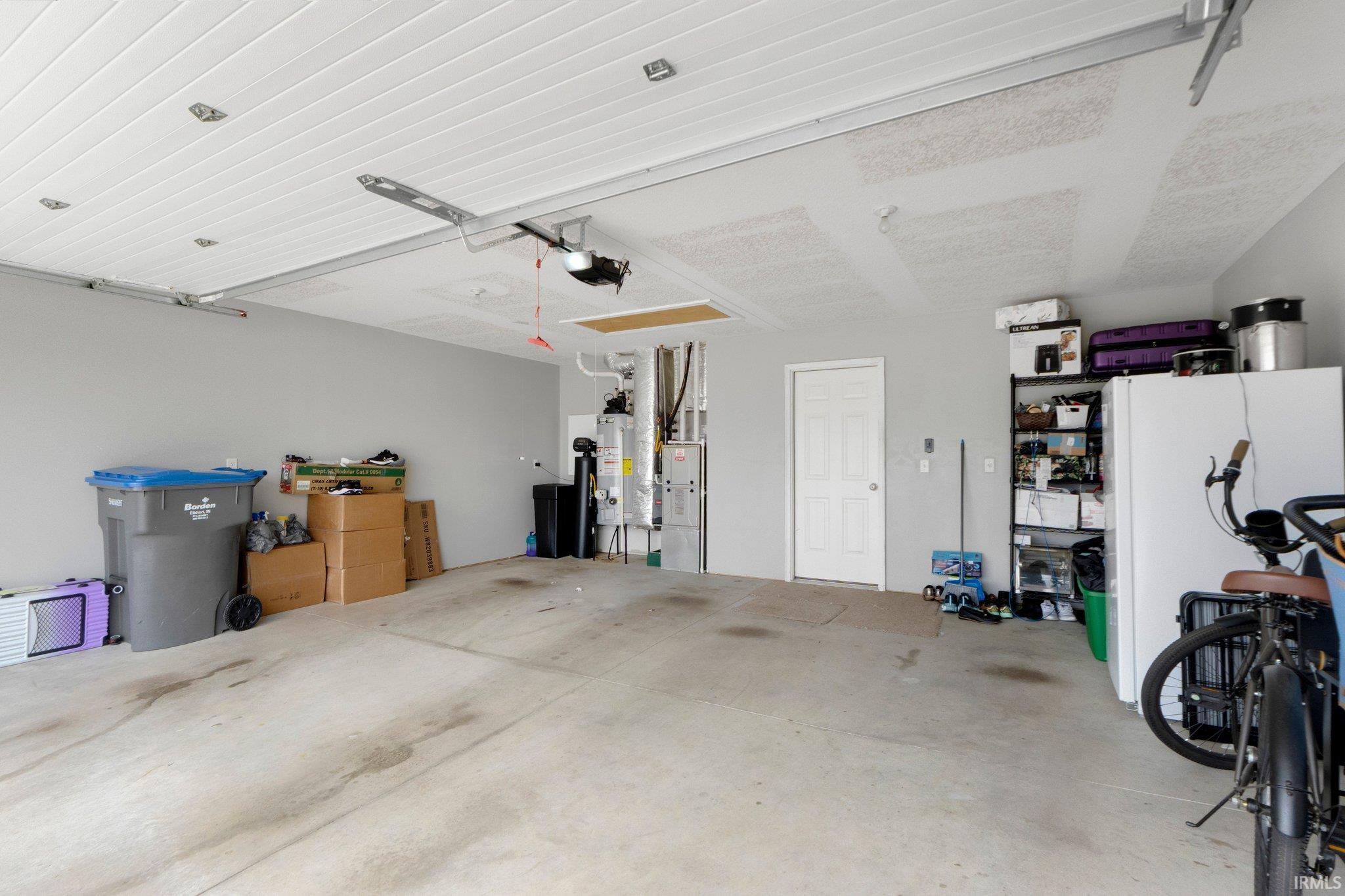Photo 21 of 2082 Hemlock Lane