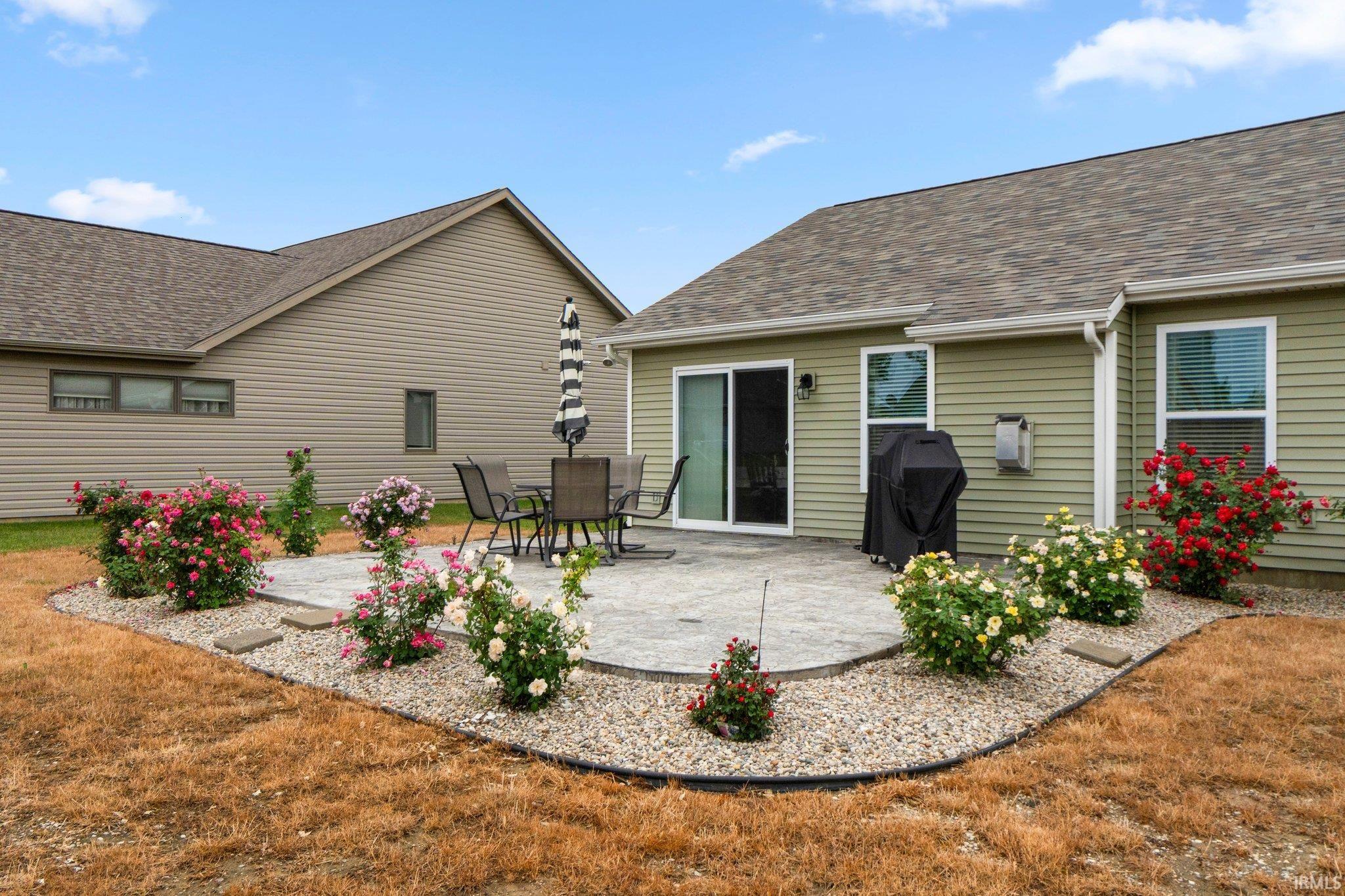 Photo 23 of 2082 Hemlock Lane
