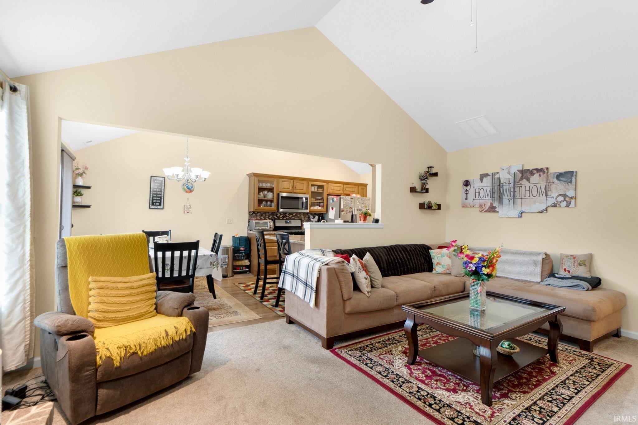 Photo 5 of 2082 Hemlock Lane