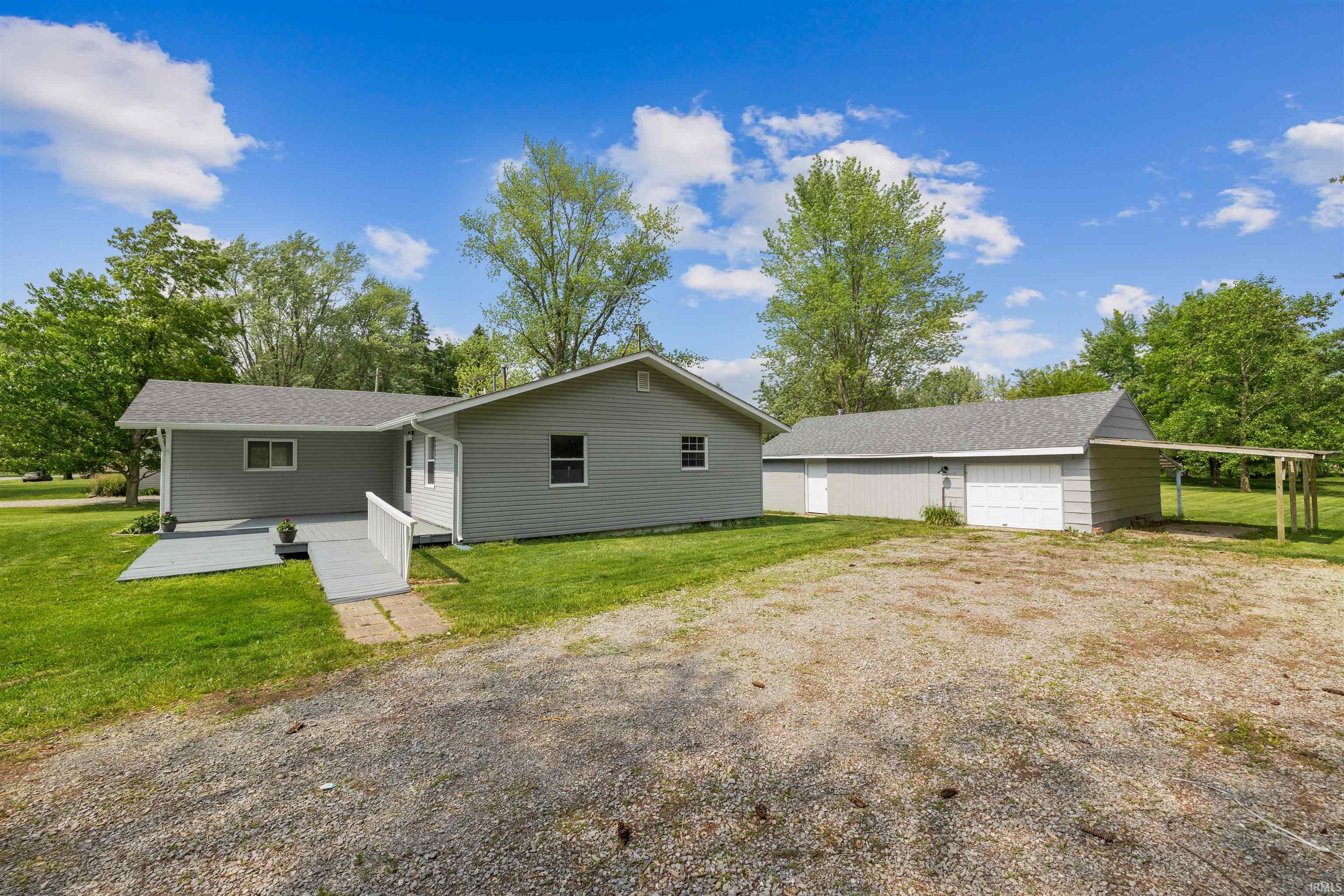 Photo 11 of 9129 Winchester Road