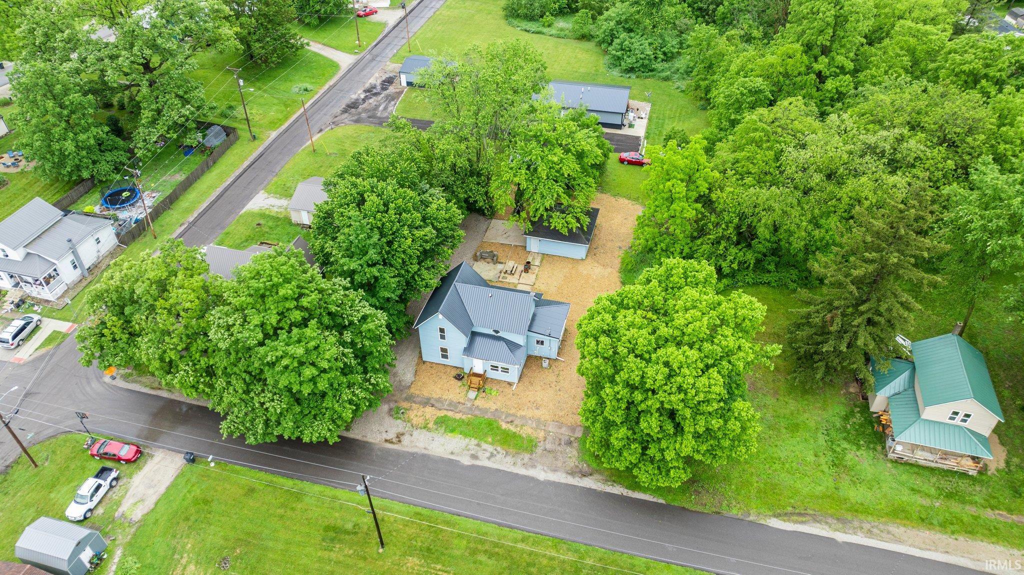 Homes for sale in Albion, IN | 313 S Oak St, Albion, IN 46701 | MLS# 202521834