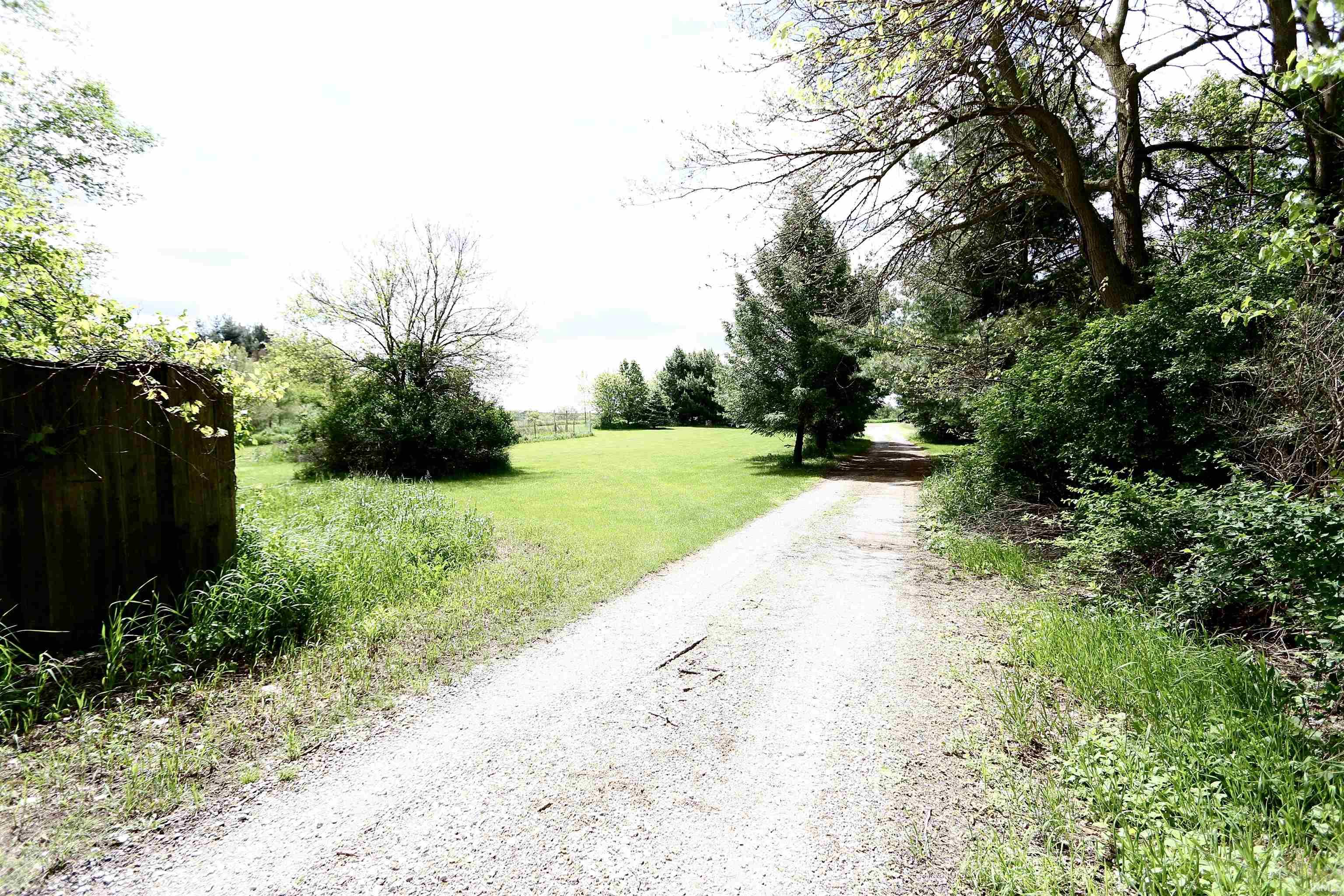 Photo 6 of 215 E State Road 120 Road