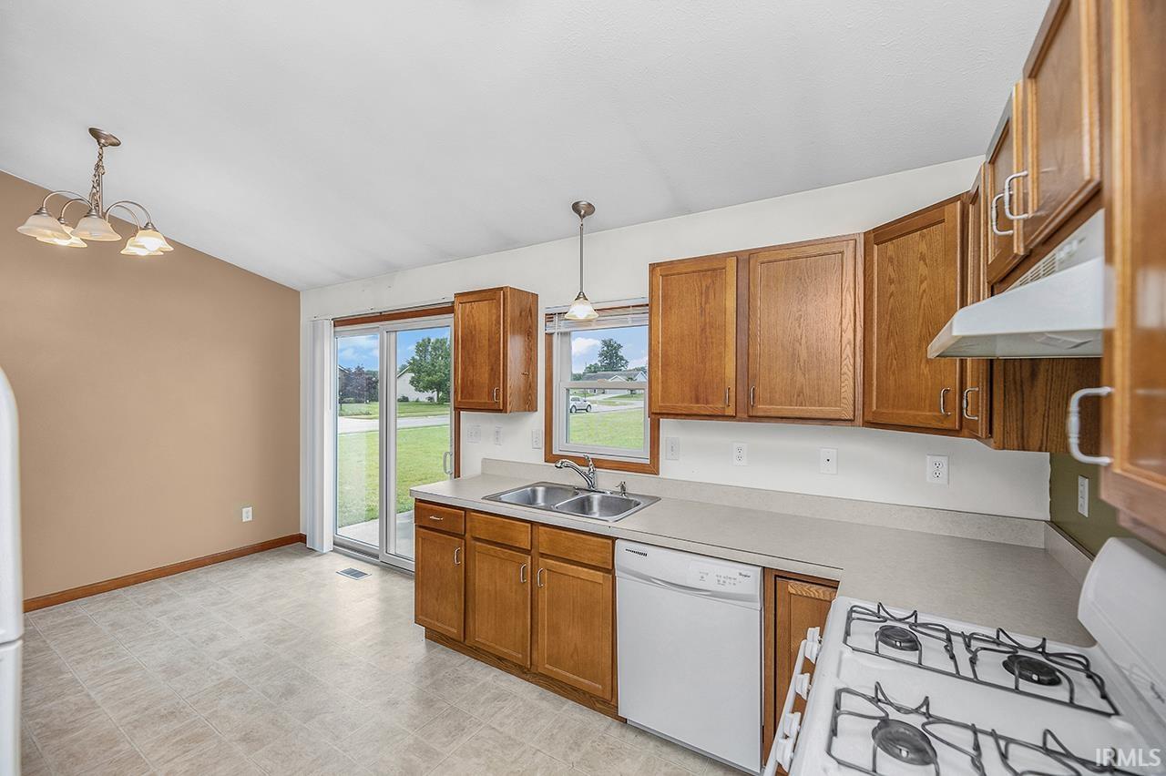 Photo 17 of 18310 Gyr Court