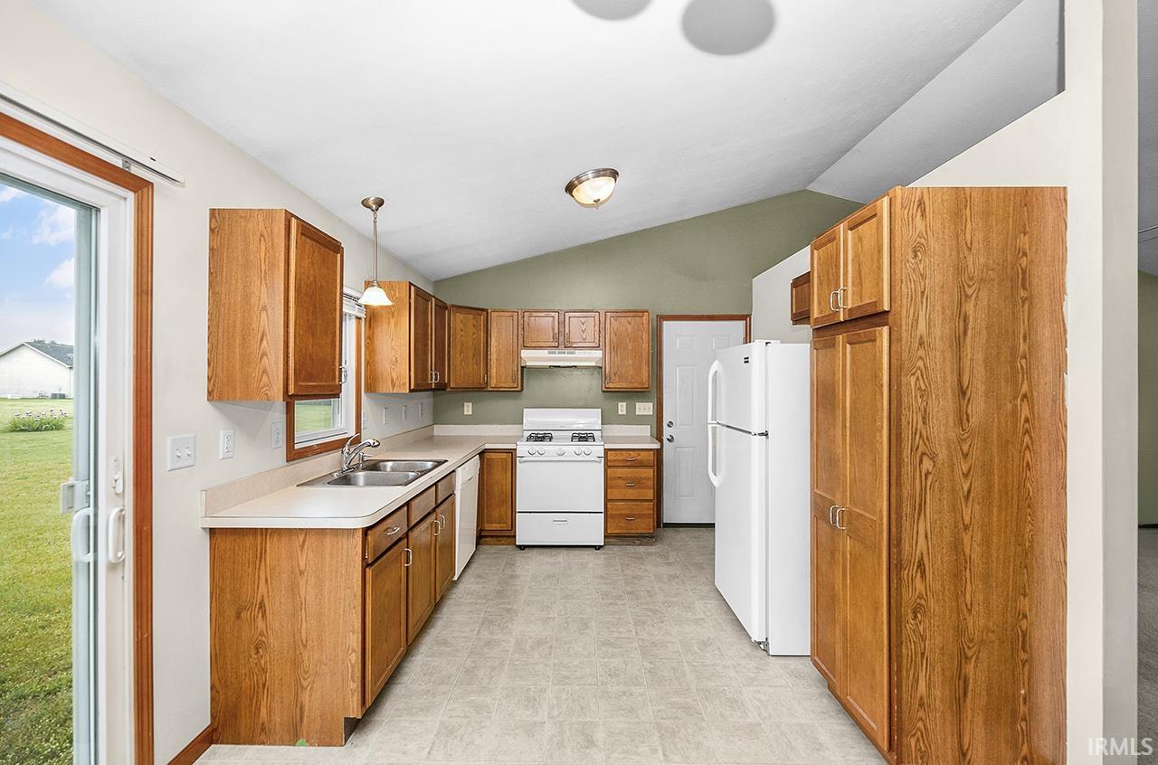 Photo 4 of 18310 Gyr Court