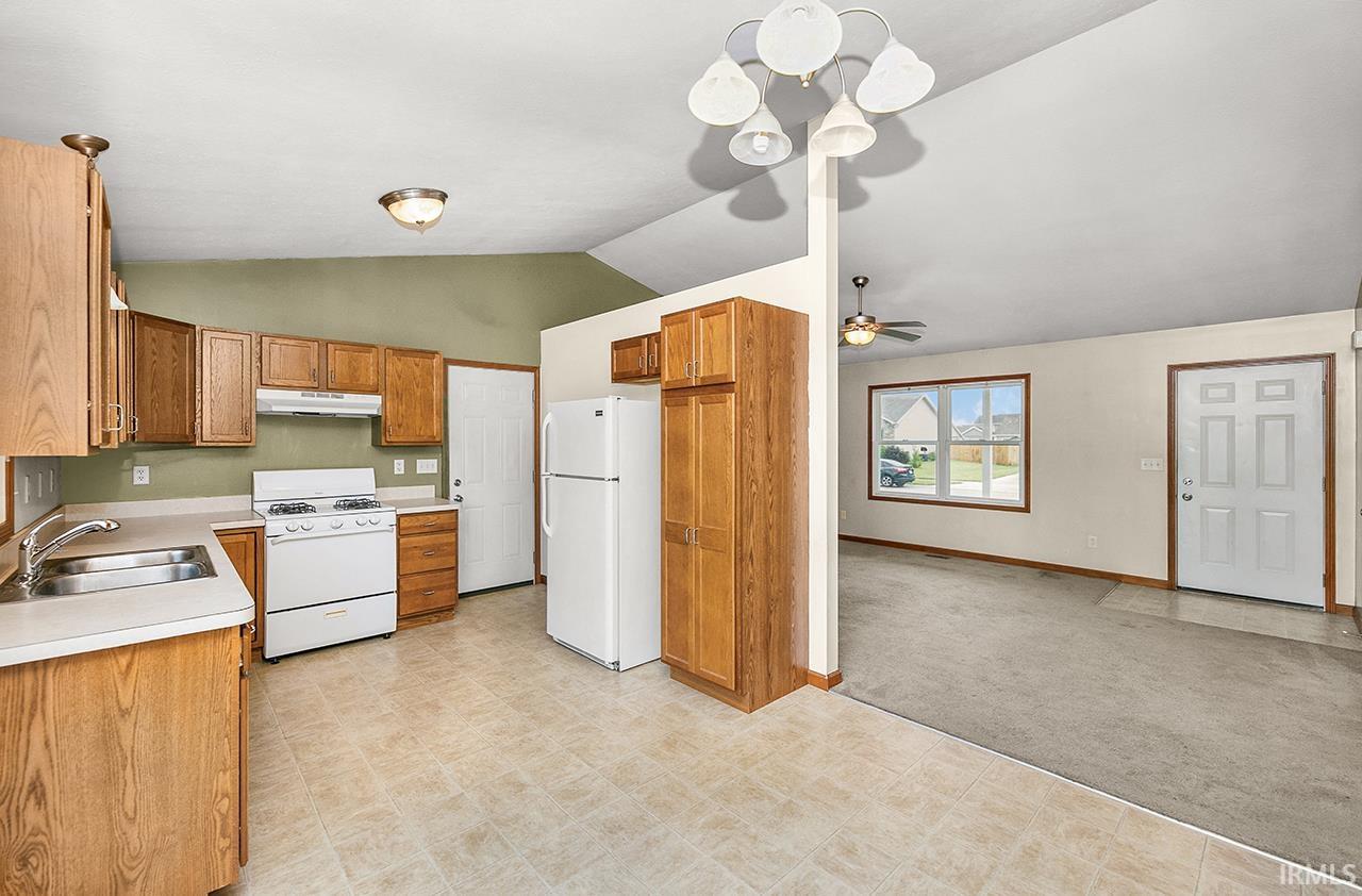 Photo 5 of 18310 Gyr Court