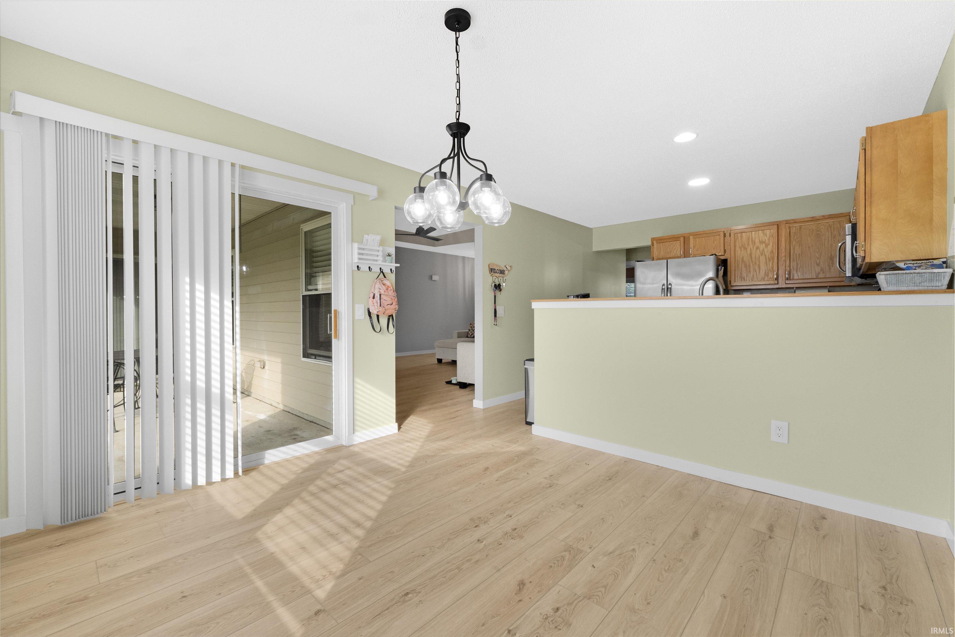 Photo 3 of 9837 La Mesa Drive