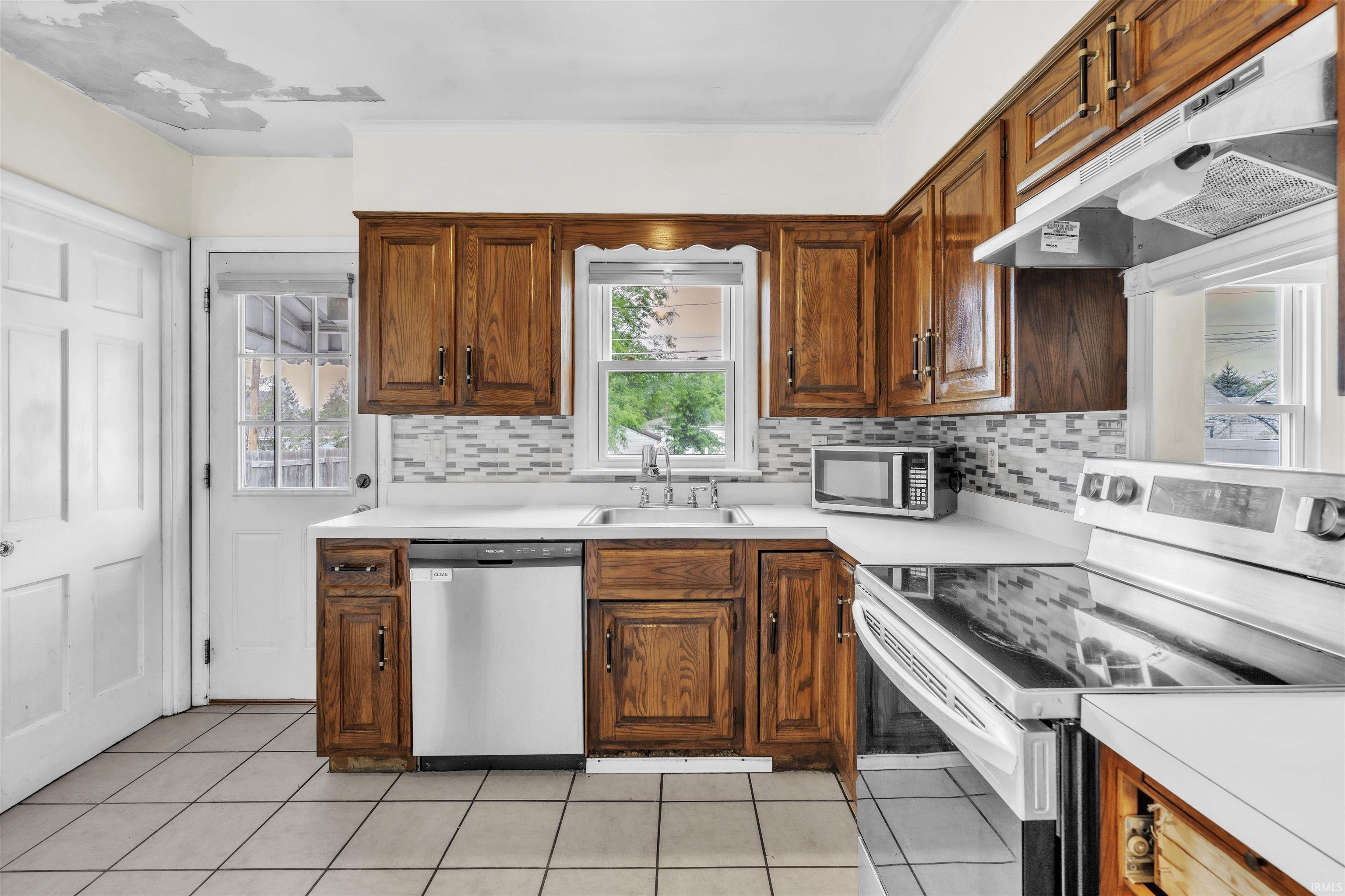 Photo 9 of 2029 Glenwood Avenue