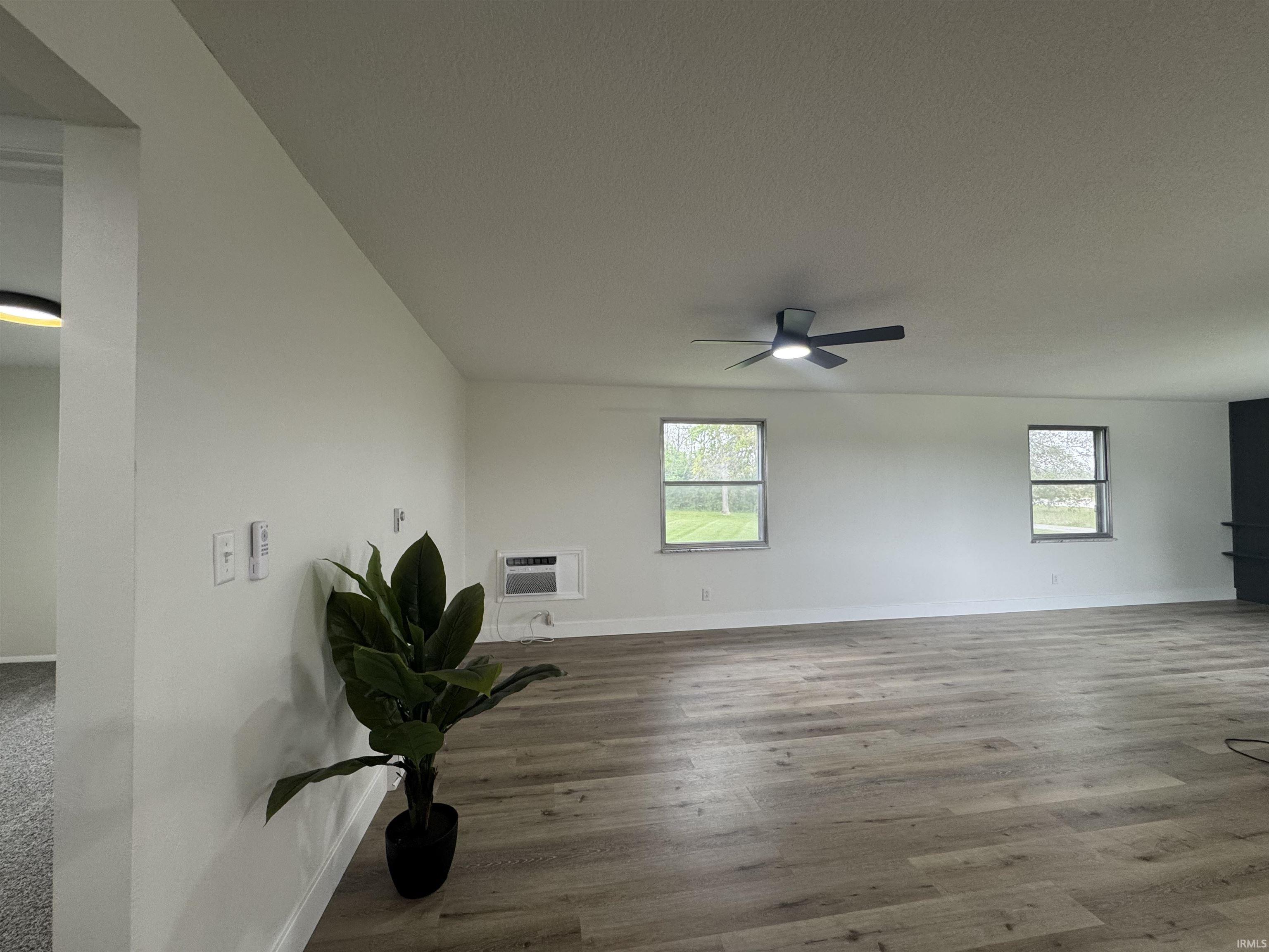 Photo 9 of 14612 Lower Huntington Road