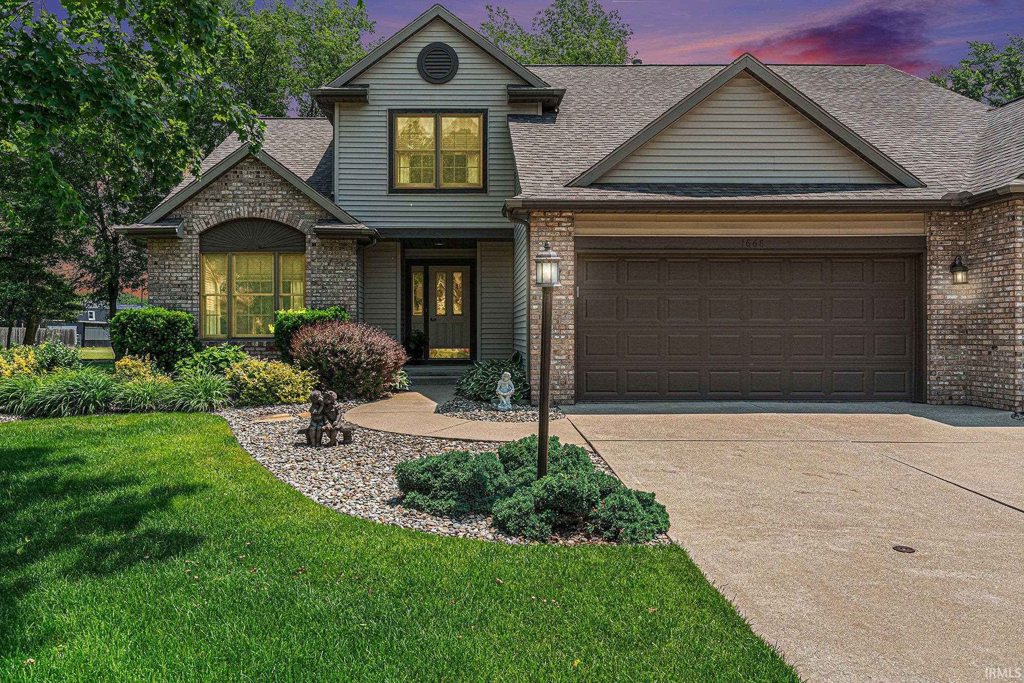 Photo 3 of 1668 Brookstone Court