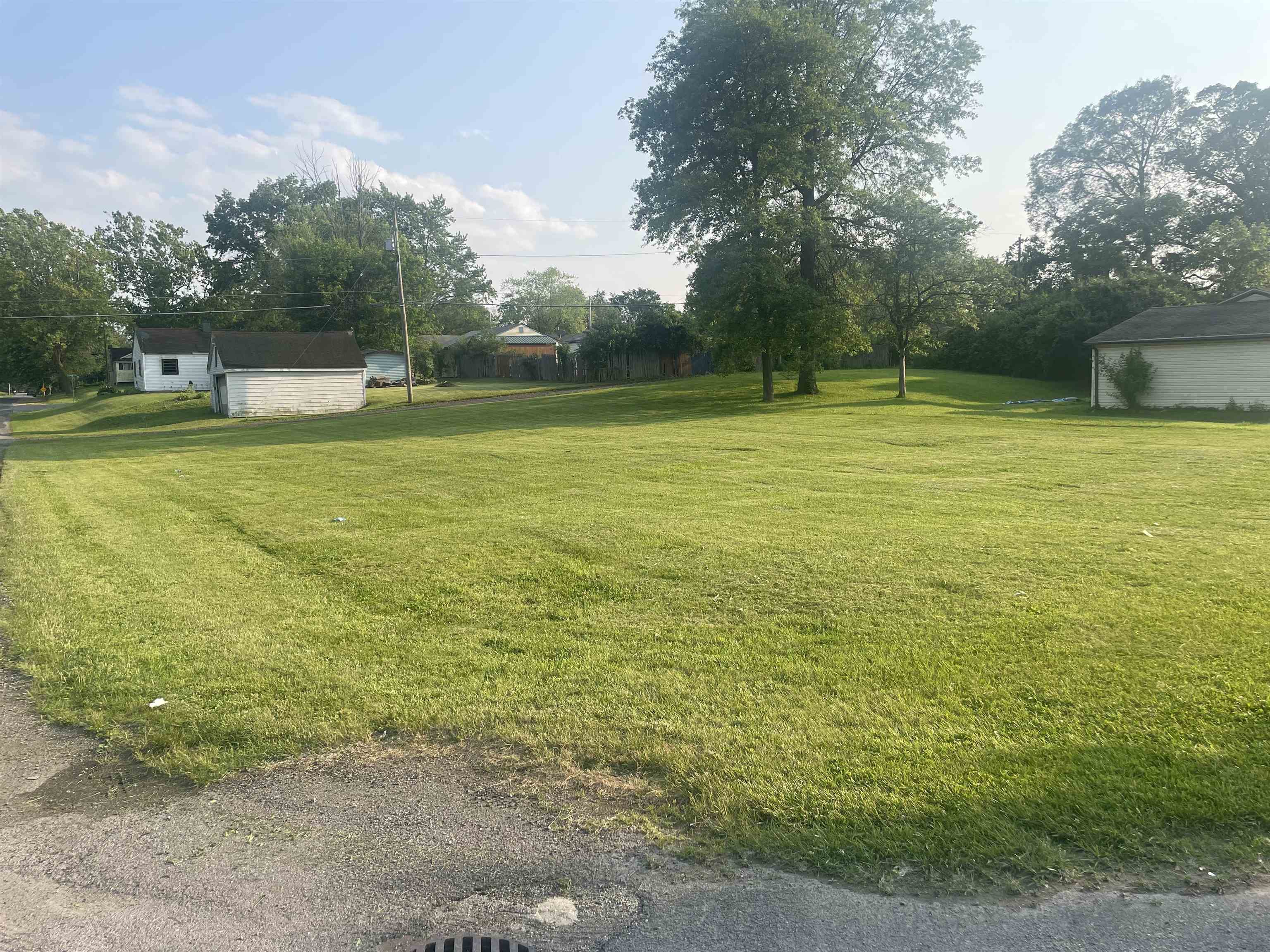 Photo 0 of 2100 Holly Avenue