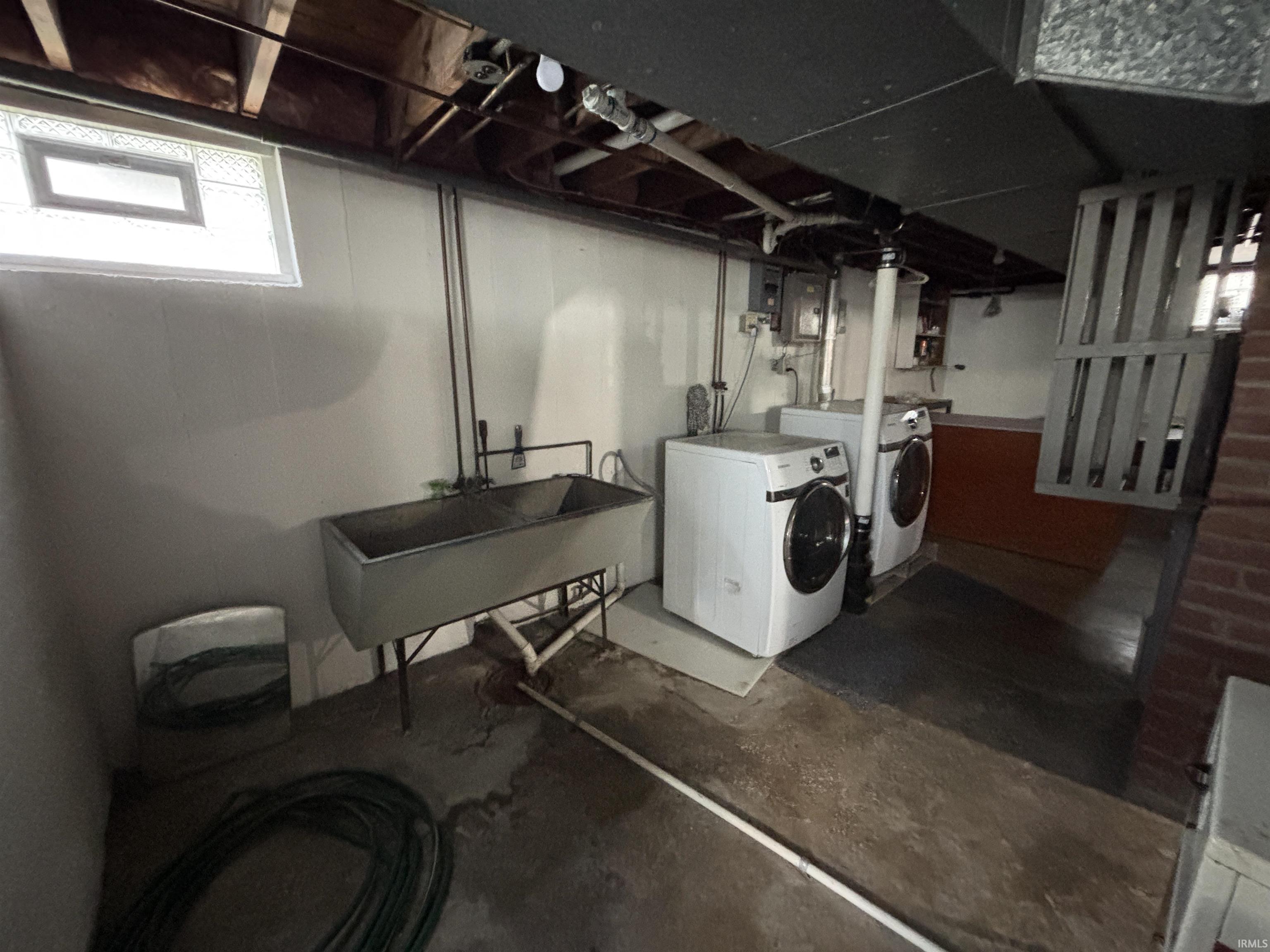 Photo 21 of 1009 Kenwood Avenue