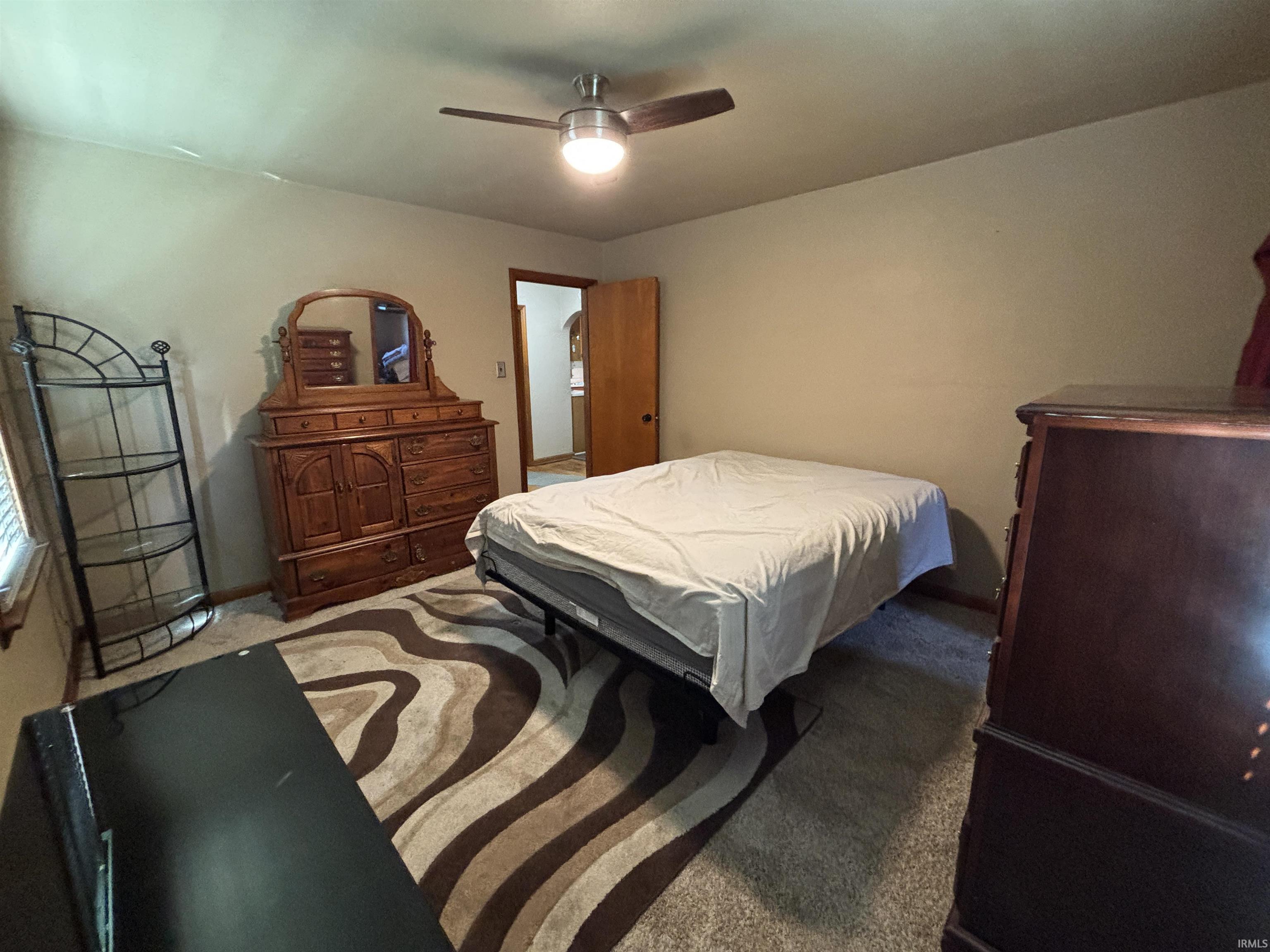 Photo 9 of 1009 Kenwood Avenue